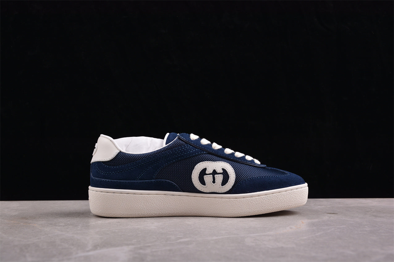 Gucci Gucci Logo Embroidered Low-Top Sneakers