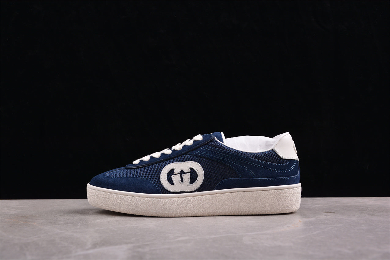 Gucci Gucci Logo Embroidered Low-Top Sneakers - Image 2