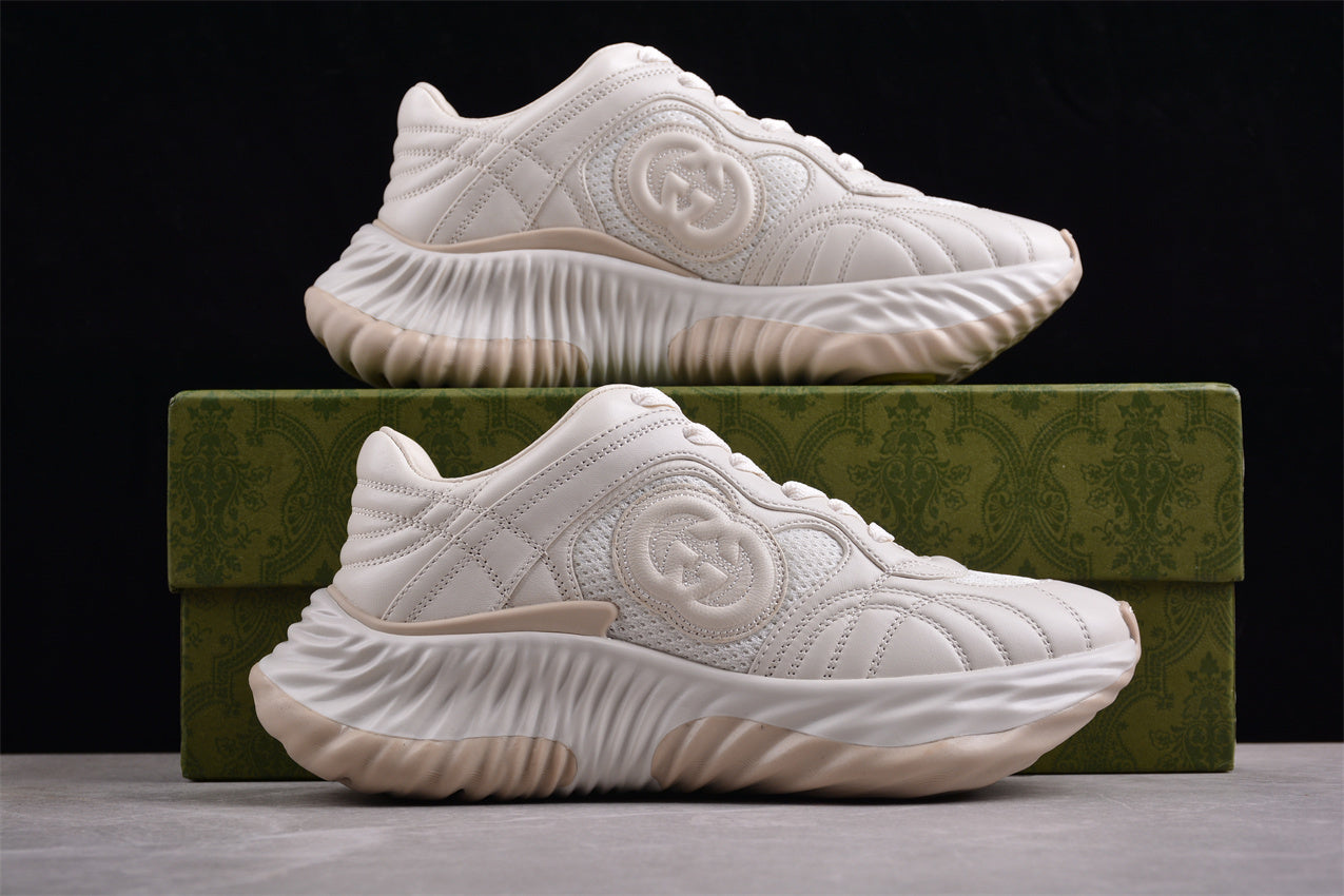 Gucci Interlocking sneaker White - Image 4