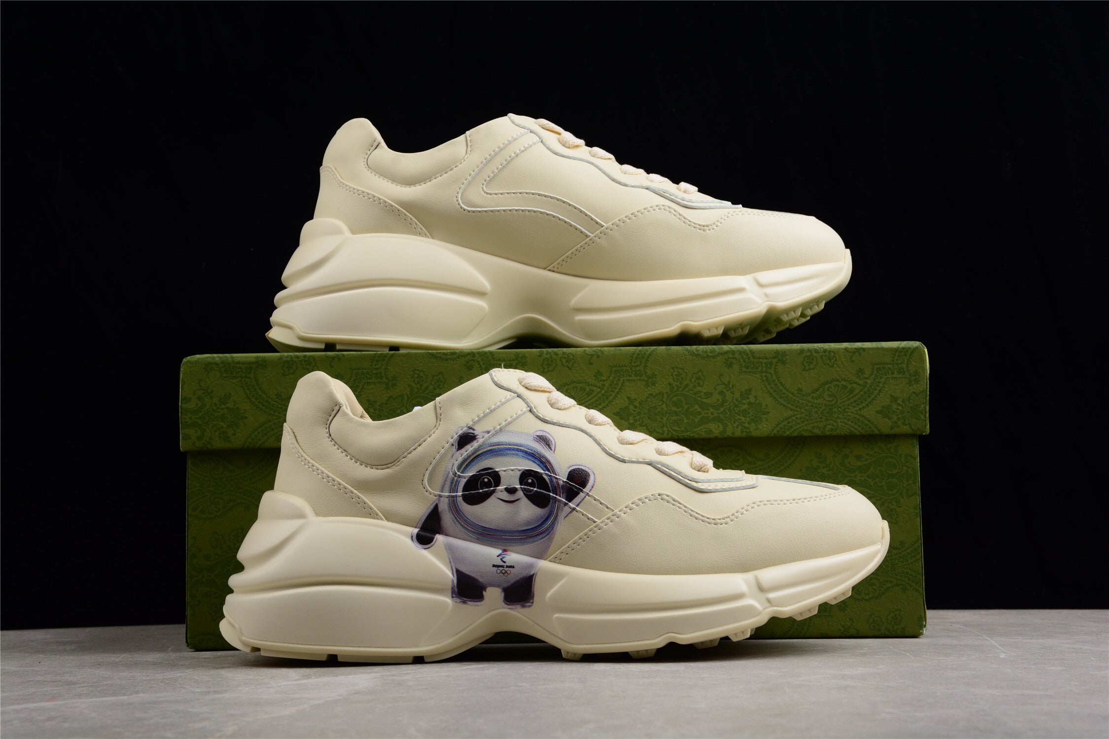 Gucci Rhyton Vintage Trainer Sneaker Bing Dwen - Image 4