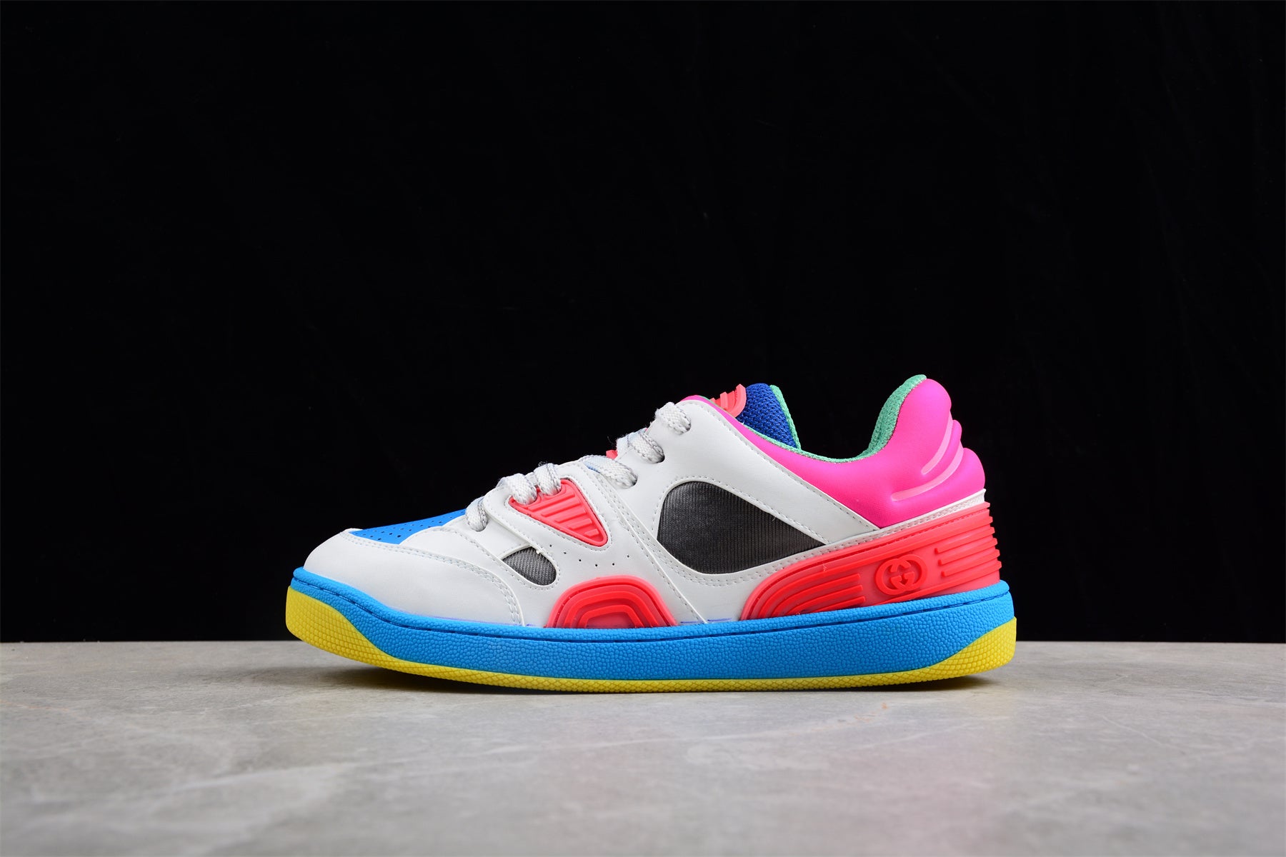 Gucci Screener Multicolor Retro Trainer - Image 2