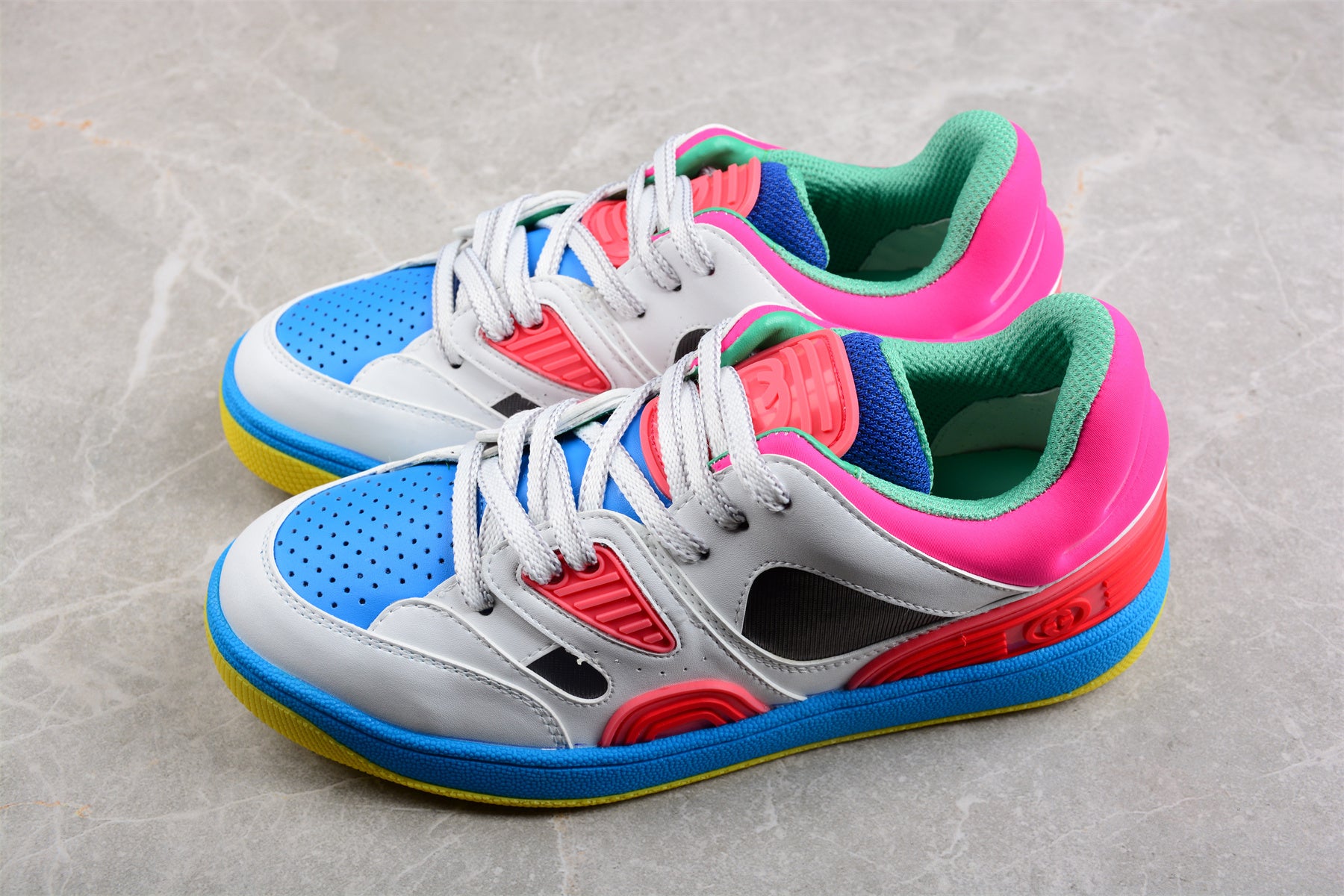 Gucci Screener Multicolor Retro Trainer - Image 3