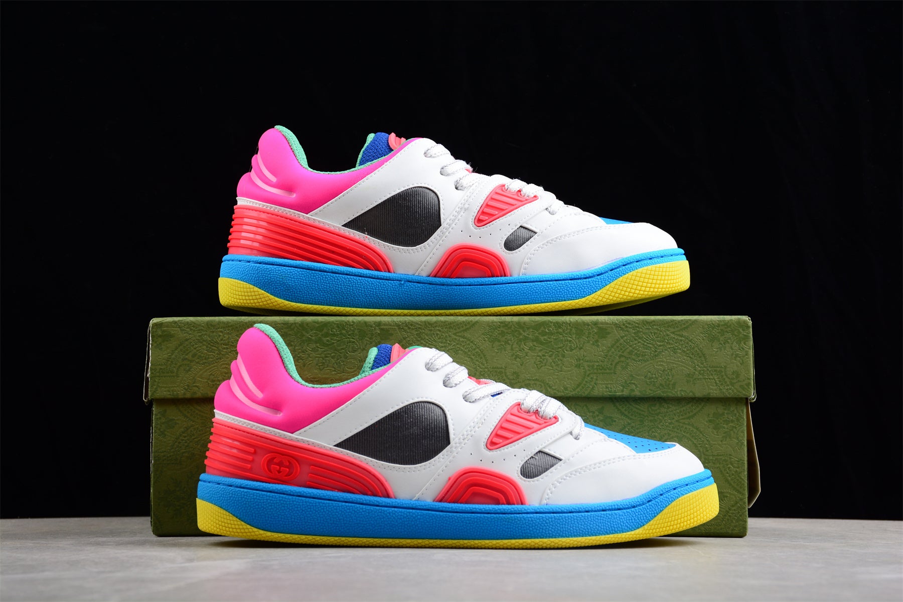 Gucci Screener Multicolor Retro Trainer - Image 4