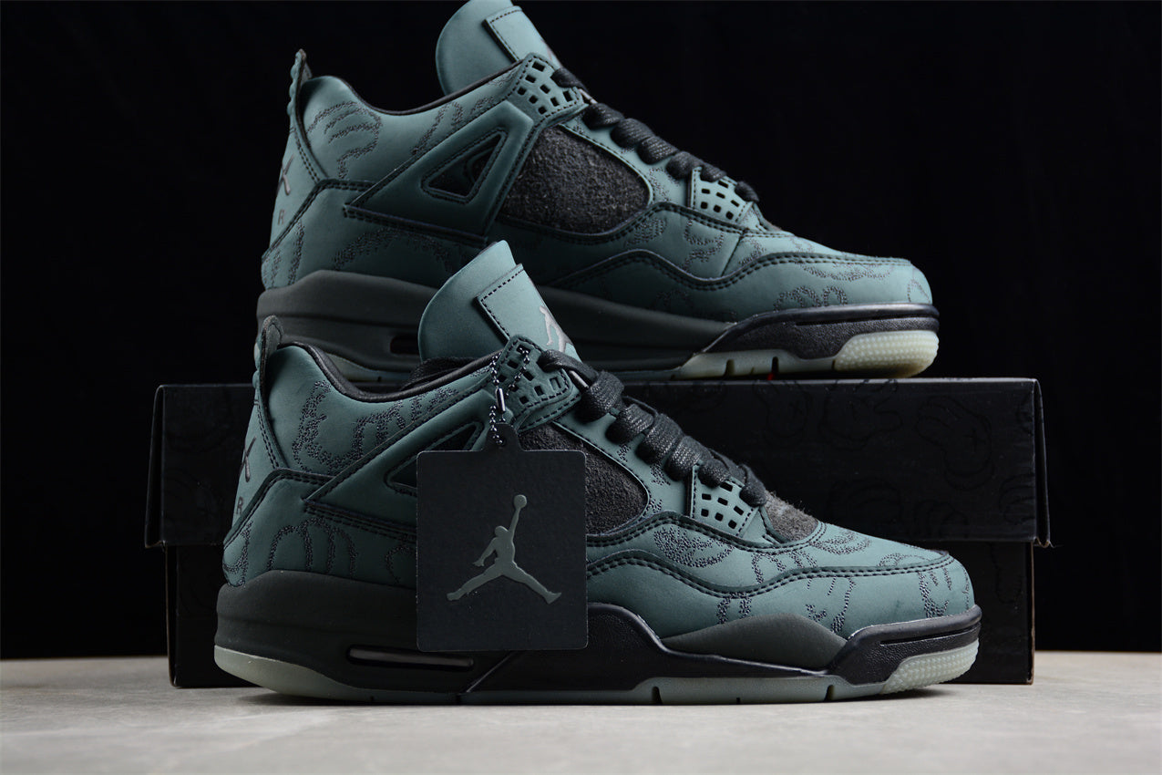 Kaws x Air Jordan 4 Black AJ4 930155-001 - Image 4