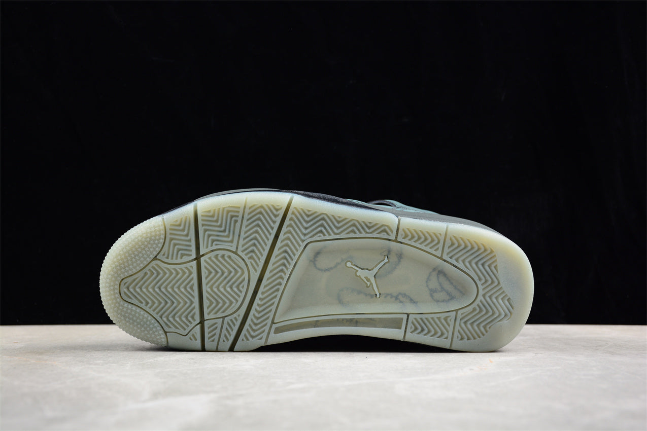 Kaws x Air Jordan 4 Black AJ4 930155-001 - Image 7
