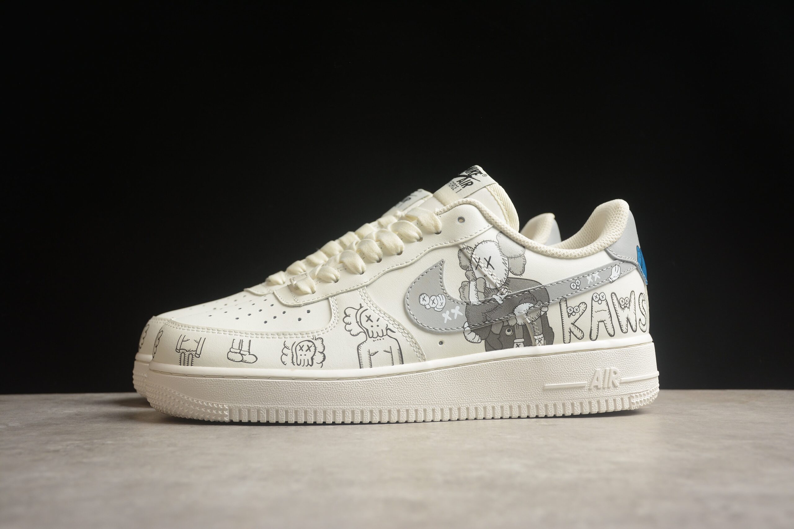 Kaws x Nk Air Force 1'07 Low CW2288-999 - Image 4