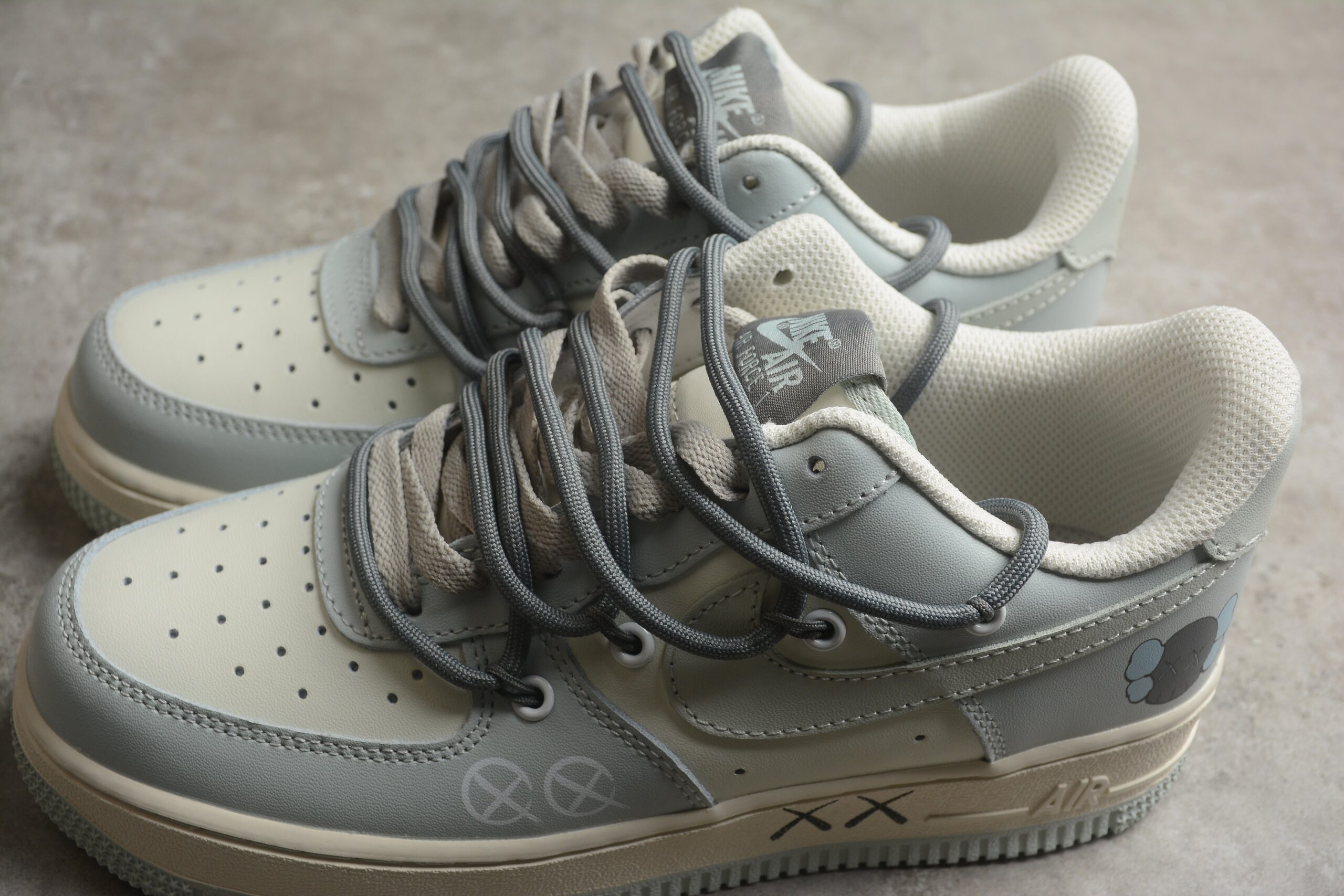 Kaws x Nk Air Force 1'07 Low KS6869-222 - Image 3
