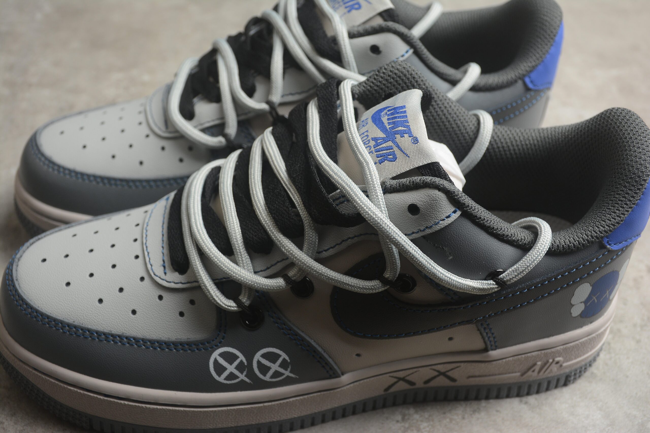 Kaws x Nk Air Force 1'07 Low KS6869-333 - Image 3