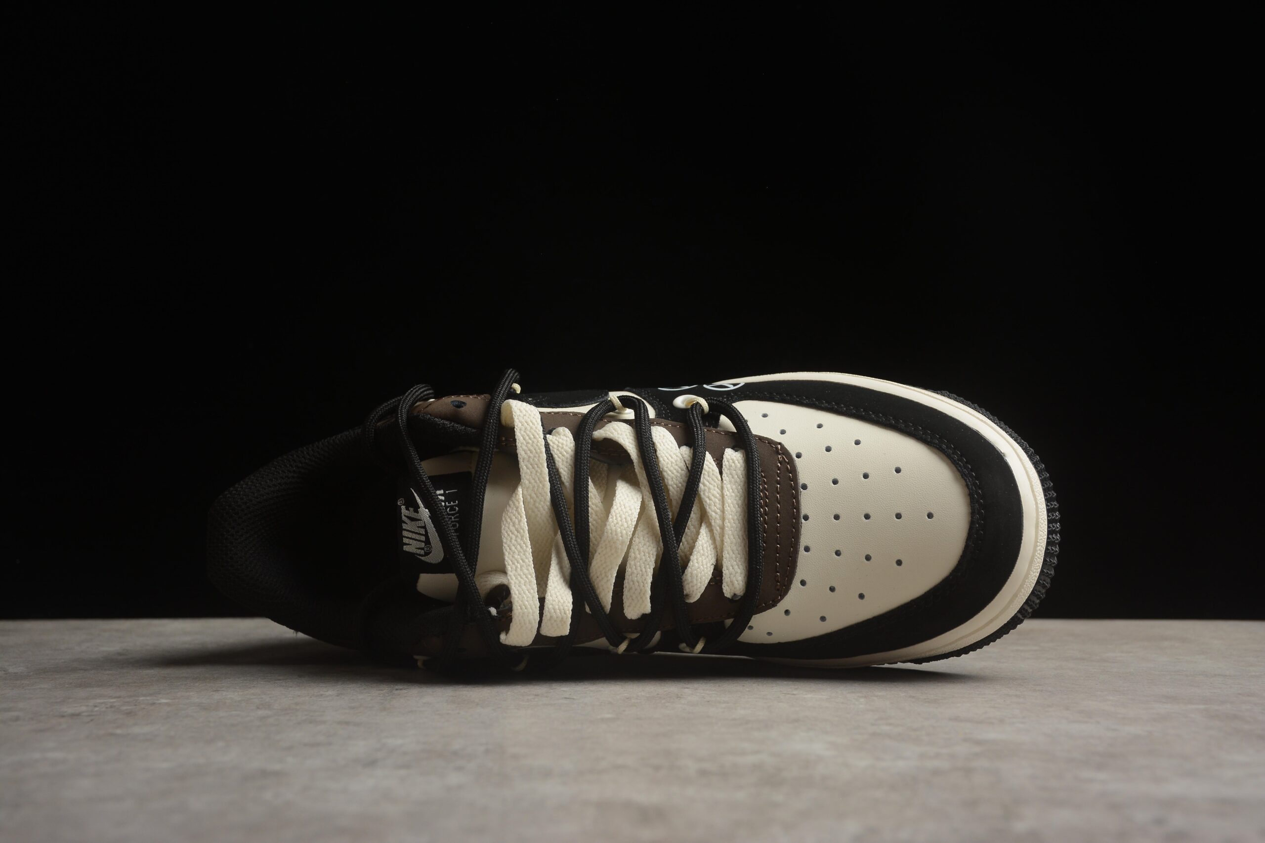 Kaws x Nk Air Force 1'07 Low KS6869-888 - Image 5