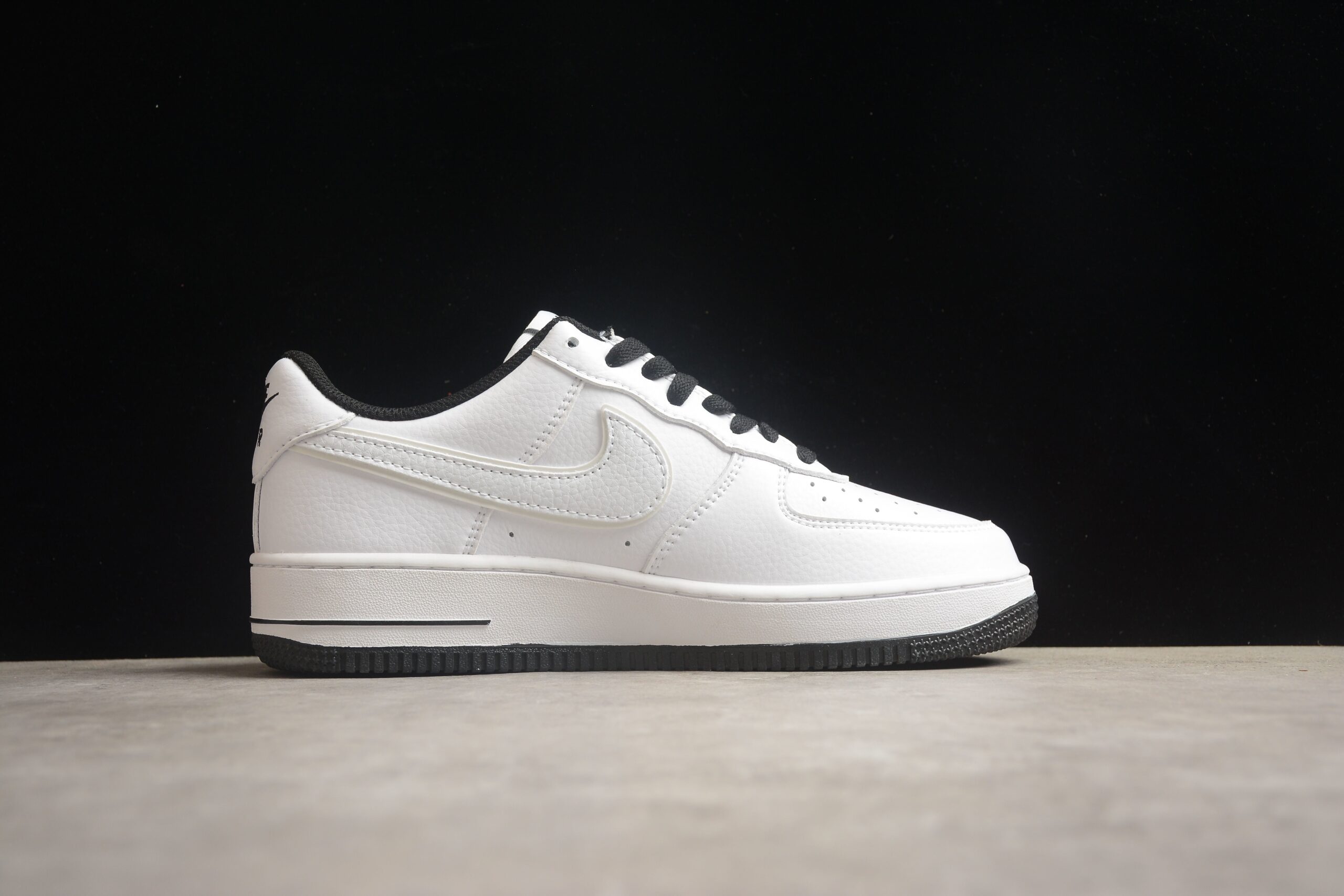 Kith x Nk Air Force 1'07 Low KT1659-001