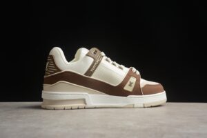 LOUIS VUITTON LV STREET STYLE TRAINER MOCHA
