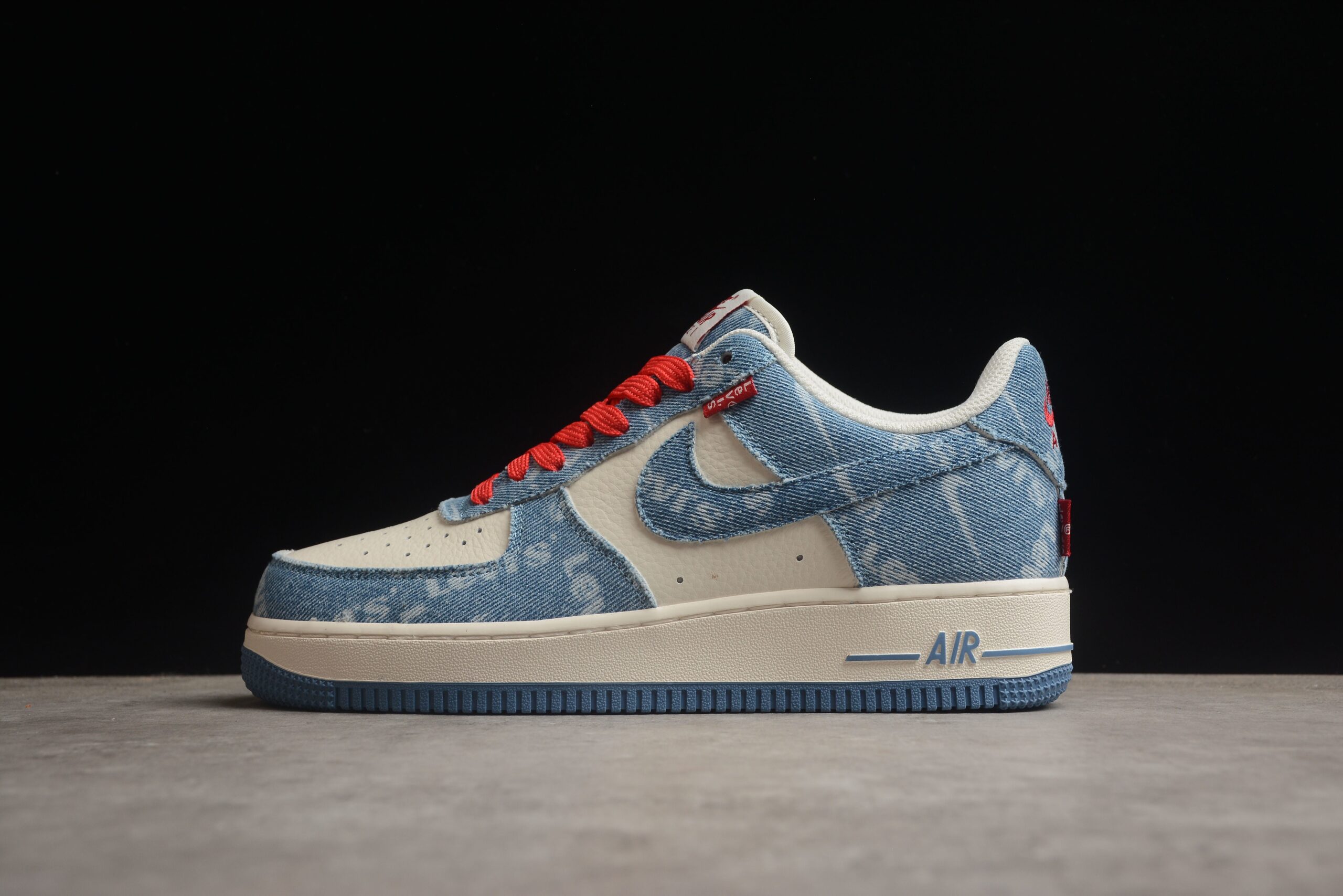 Levi's x Nk Air Force 1'07 Low VT5698-568 - Image 2