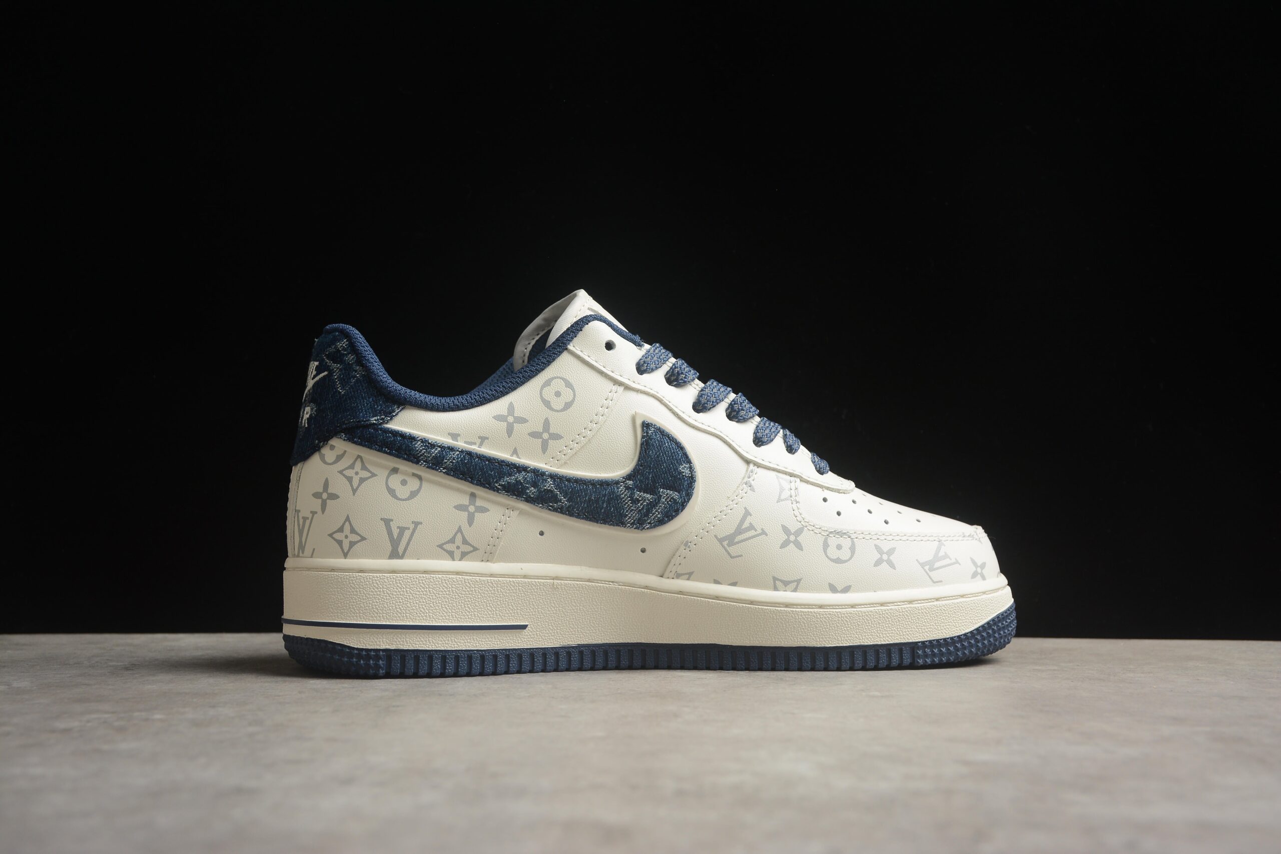 Louis Vuitton x Nk Air Force 1'07 Low LU0251-133
