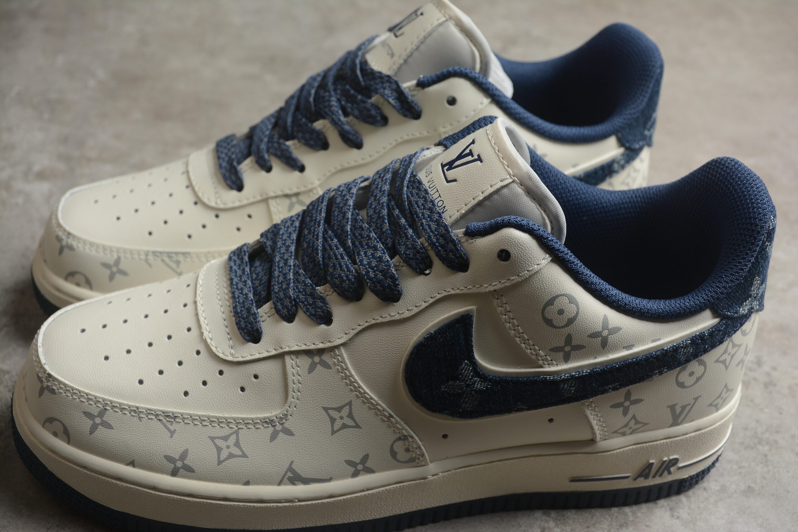 Louis Vuitton x Nk Air Force 1'07 Low LU0251-133 - Image 3
