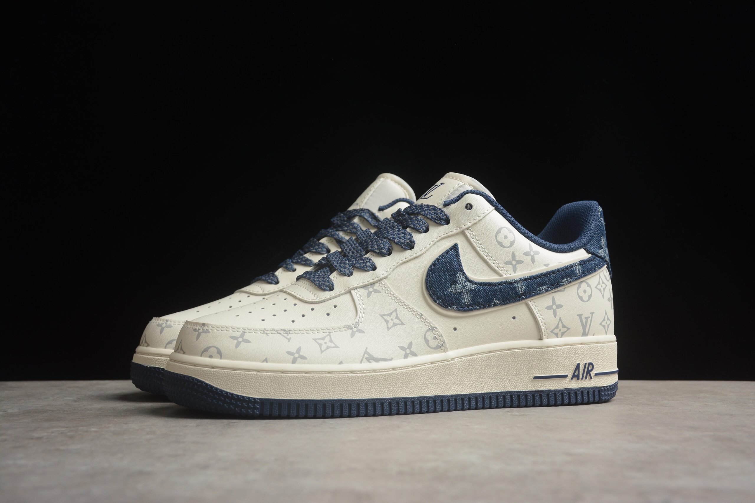 Louis Vuitton x Nk Air Force 1'07 Low LU0251-133 - Image 4