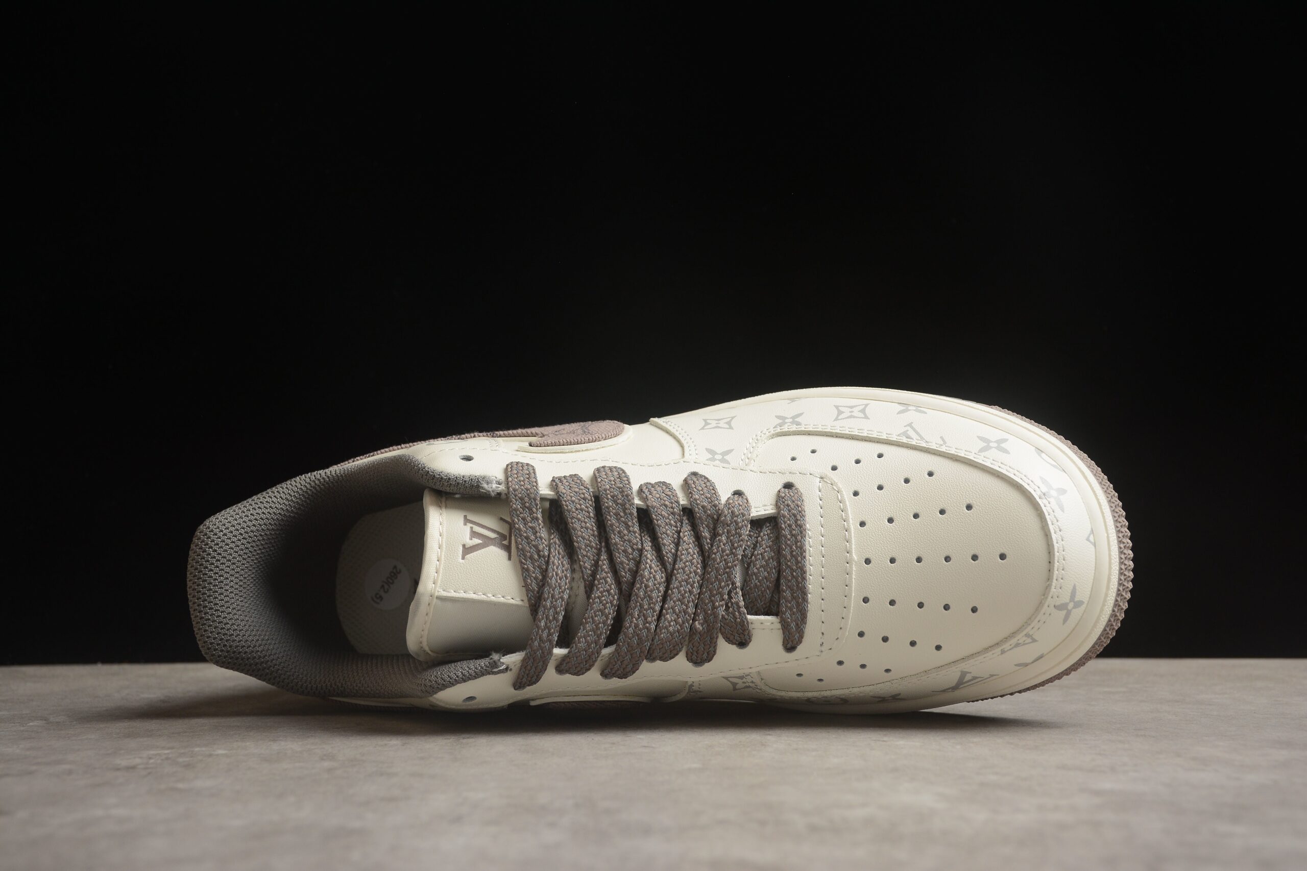 Louis Vuitton x Nk Air Force 1'07 Low LU0251-135 - Image 5