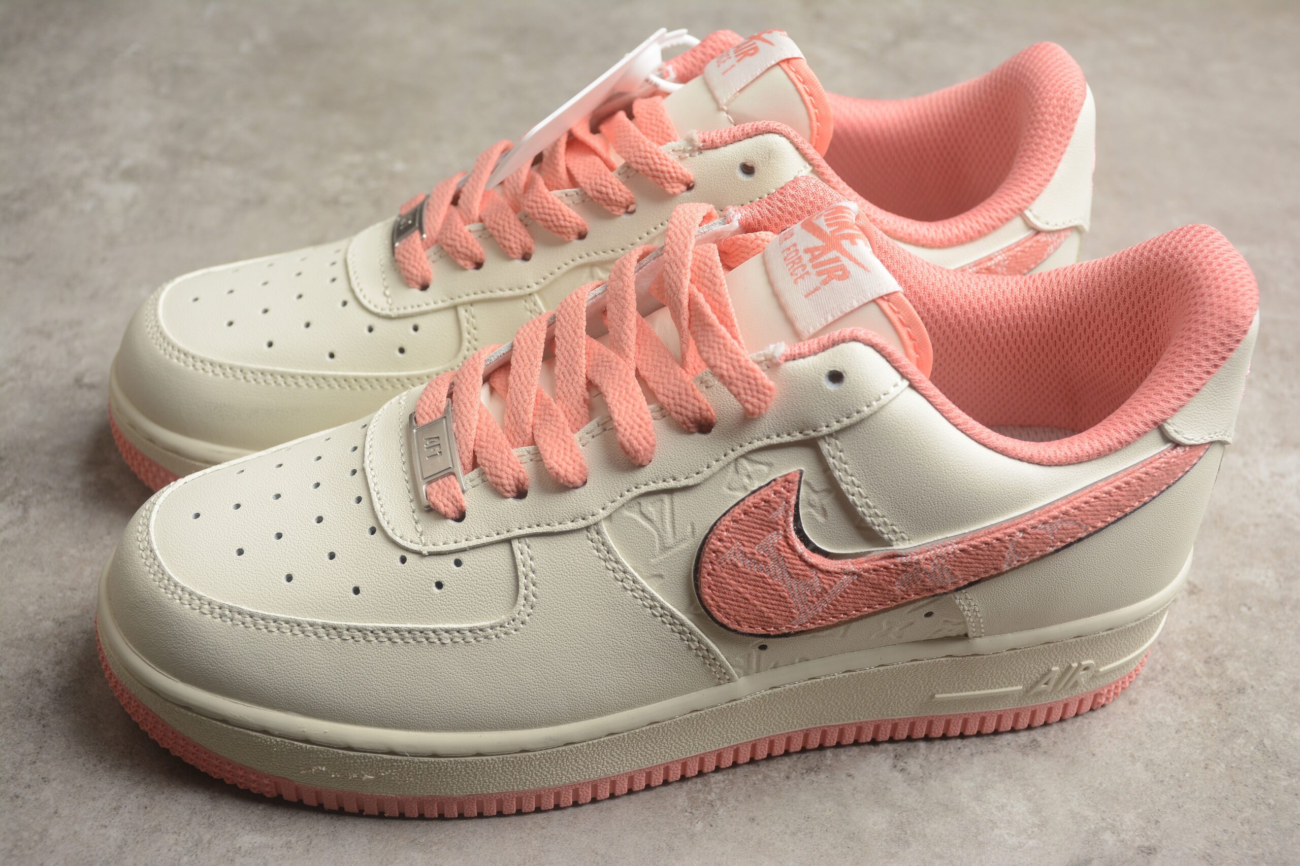 Louis Vuitton x Nk Air Force 1'07 Low LV0506-088 - Image 3