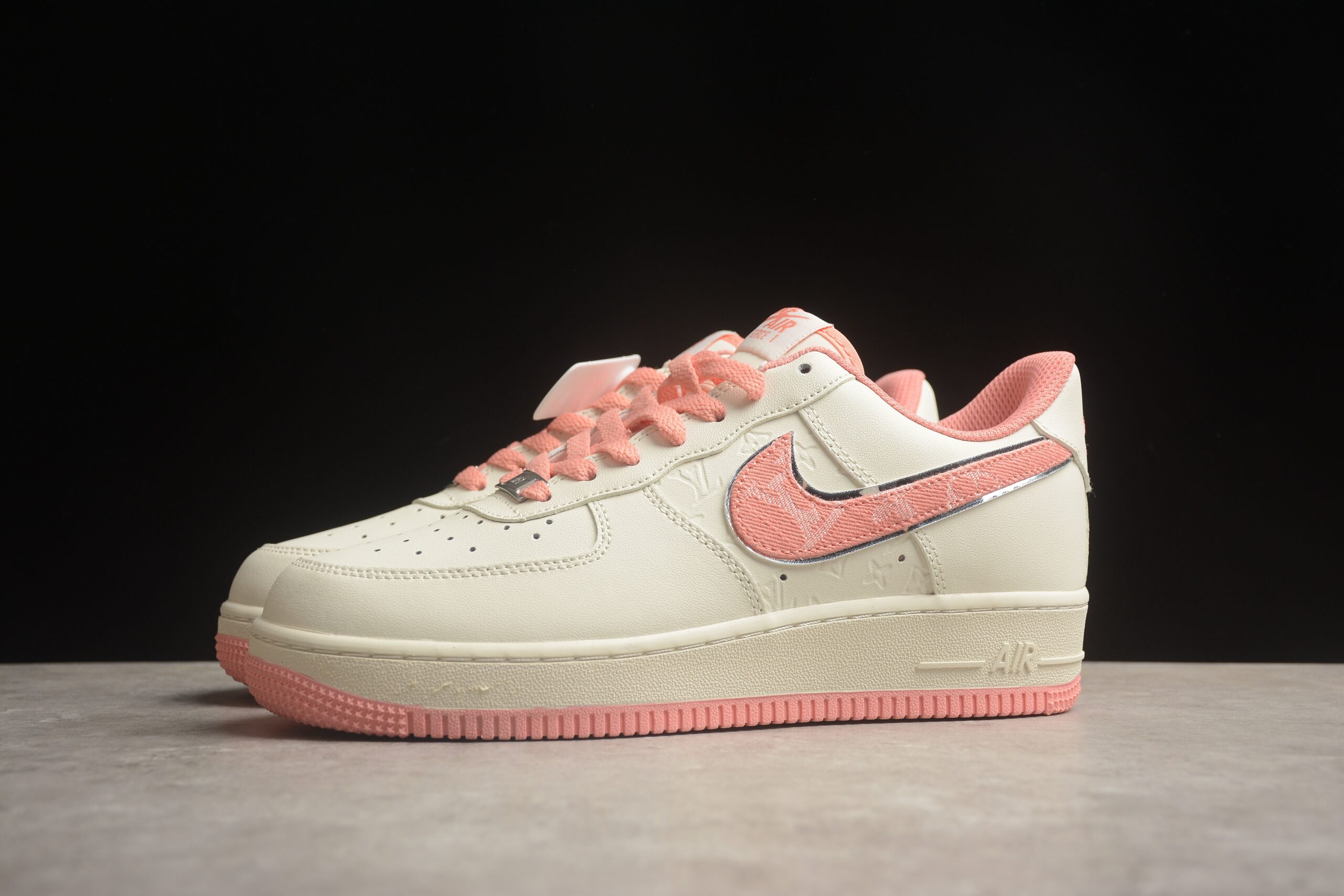 Louis Vuitton x Nk Air Force 1'07 Low LV0506-088 - Image 4