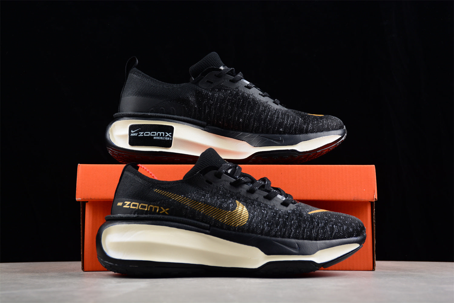 NIKE ZoomX Invincible 3 - Image 4