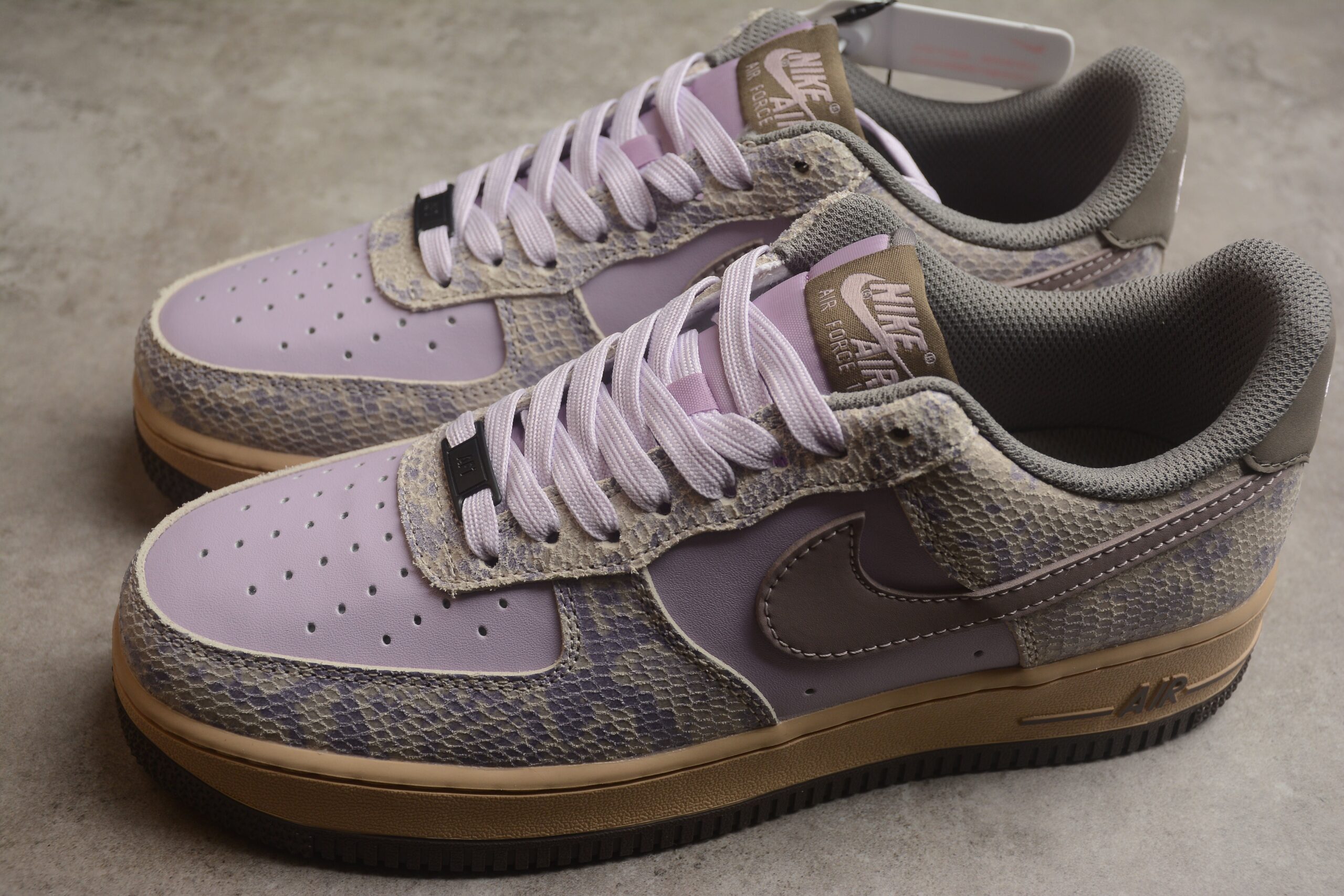 NK Air Force 1 ‘07 Low HF2898-500 - Image 3