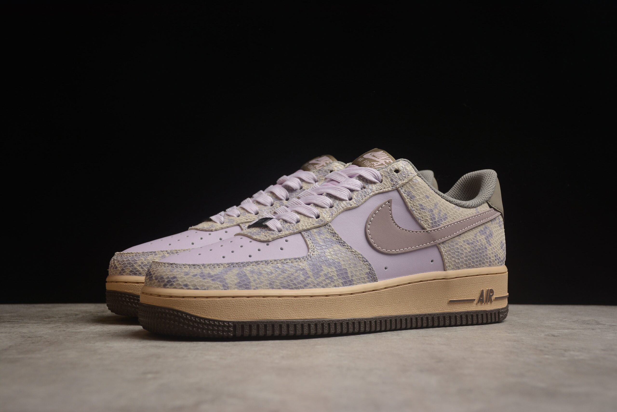 NK Air Force 1 ‘07 Low HF2898-500 - Image 4