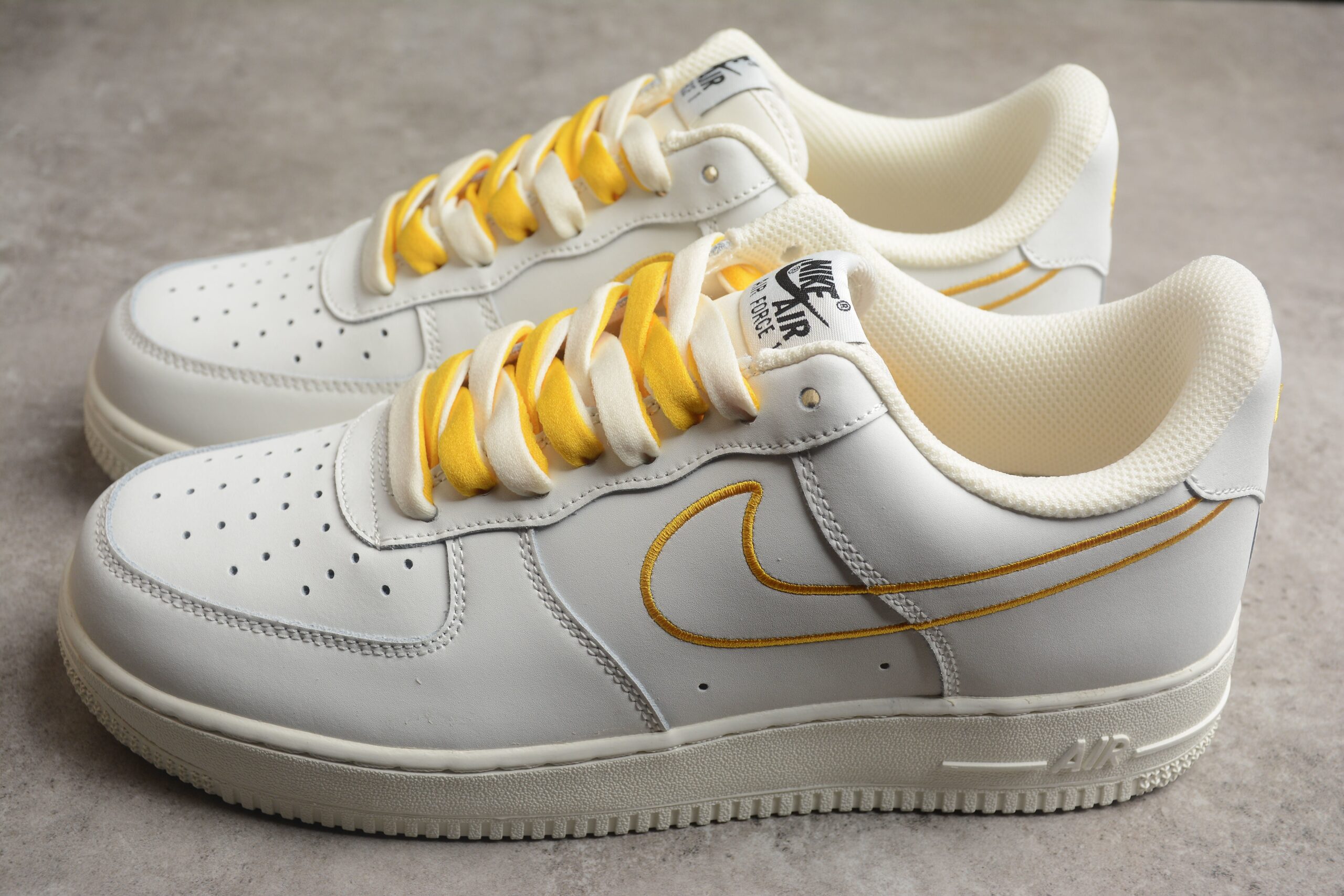 NK Air Force 1 CL6326-168 - Image 3