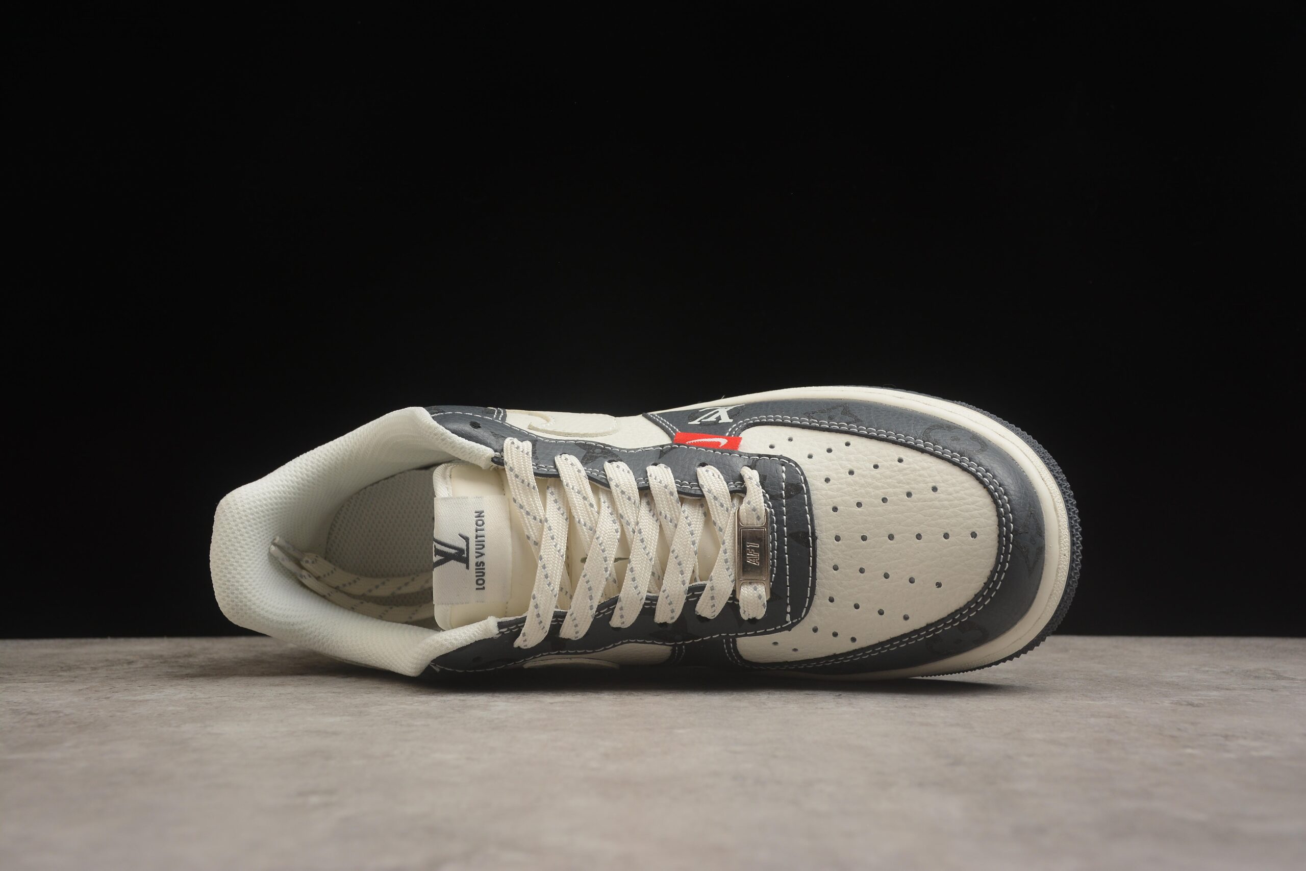 NK Air Force 1 CS5288-002 - Image 5