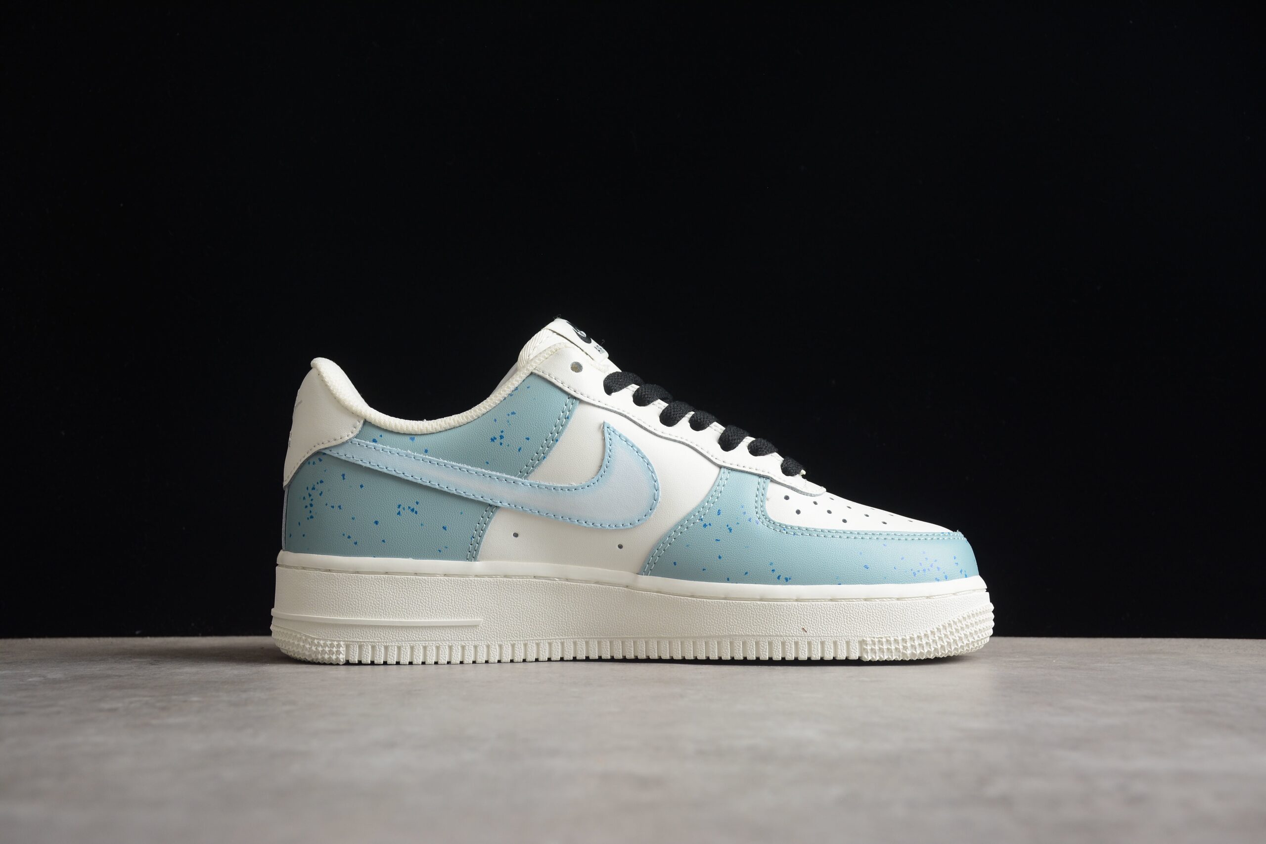 NK Air Force 1 CW2568-033