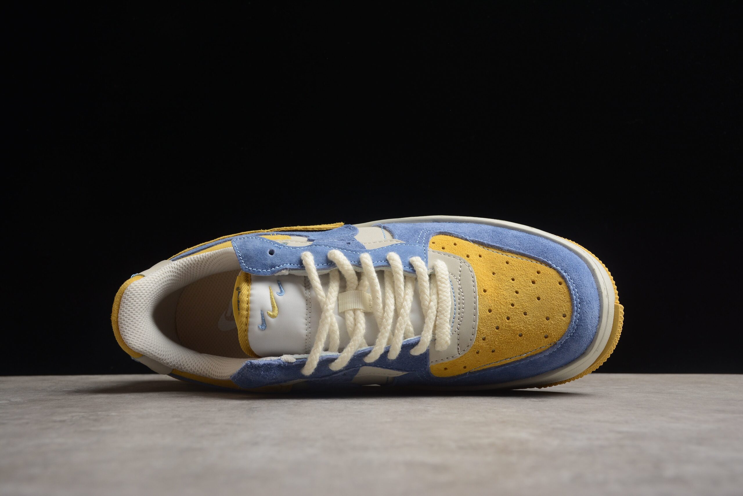 NK Air Force 1 CW6688-807 - Image 5