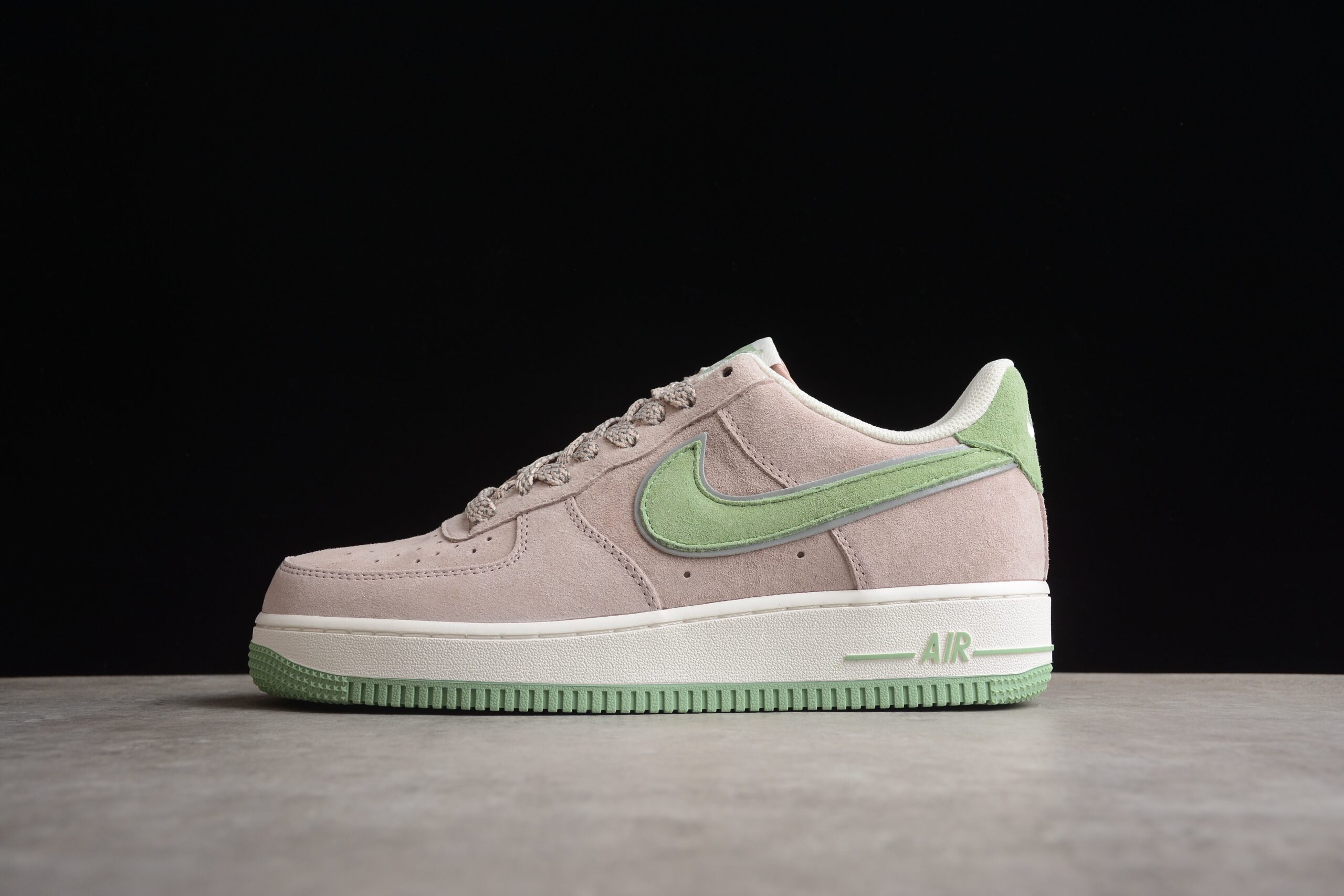 NK Air Force 1 DD9969-065 - Image 2