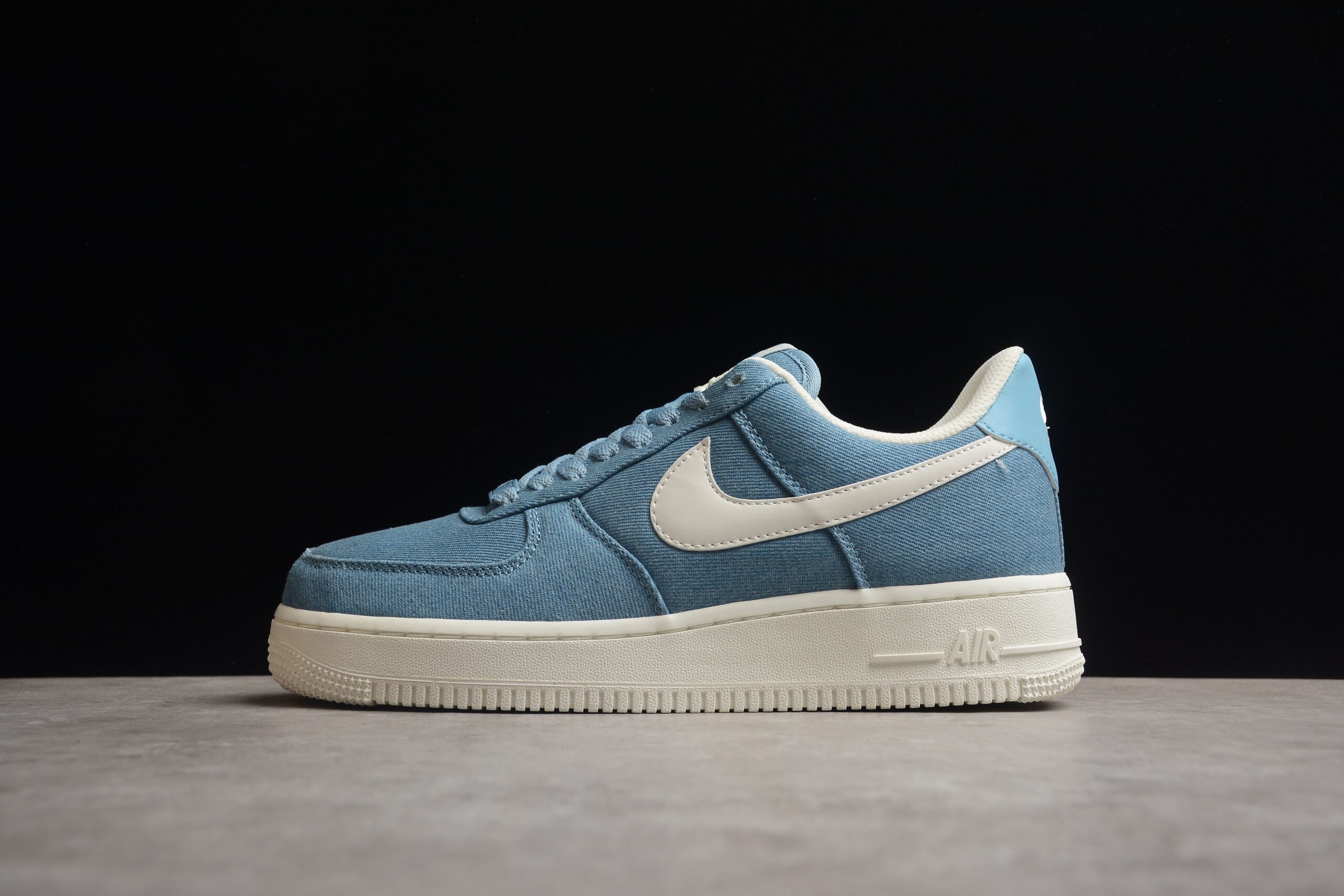 NK Air Force 1 DG2296-004 - Image 2