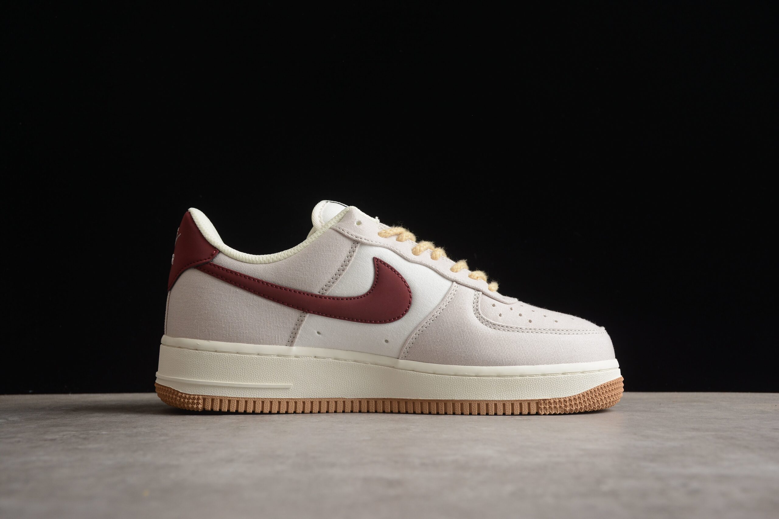 NK Air Force 1 DG2296-019