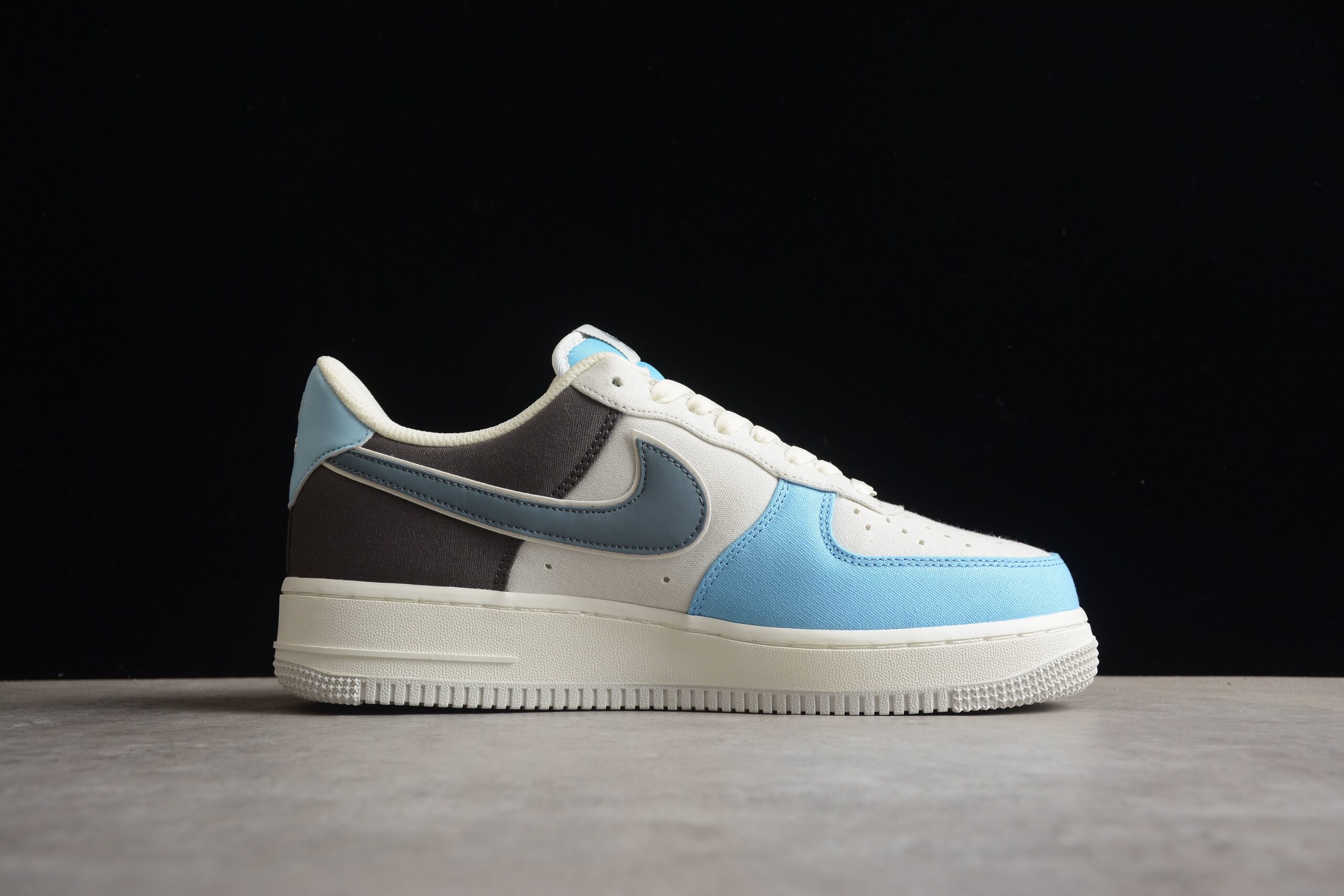 NK Air Force 1 DG2296-024