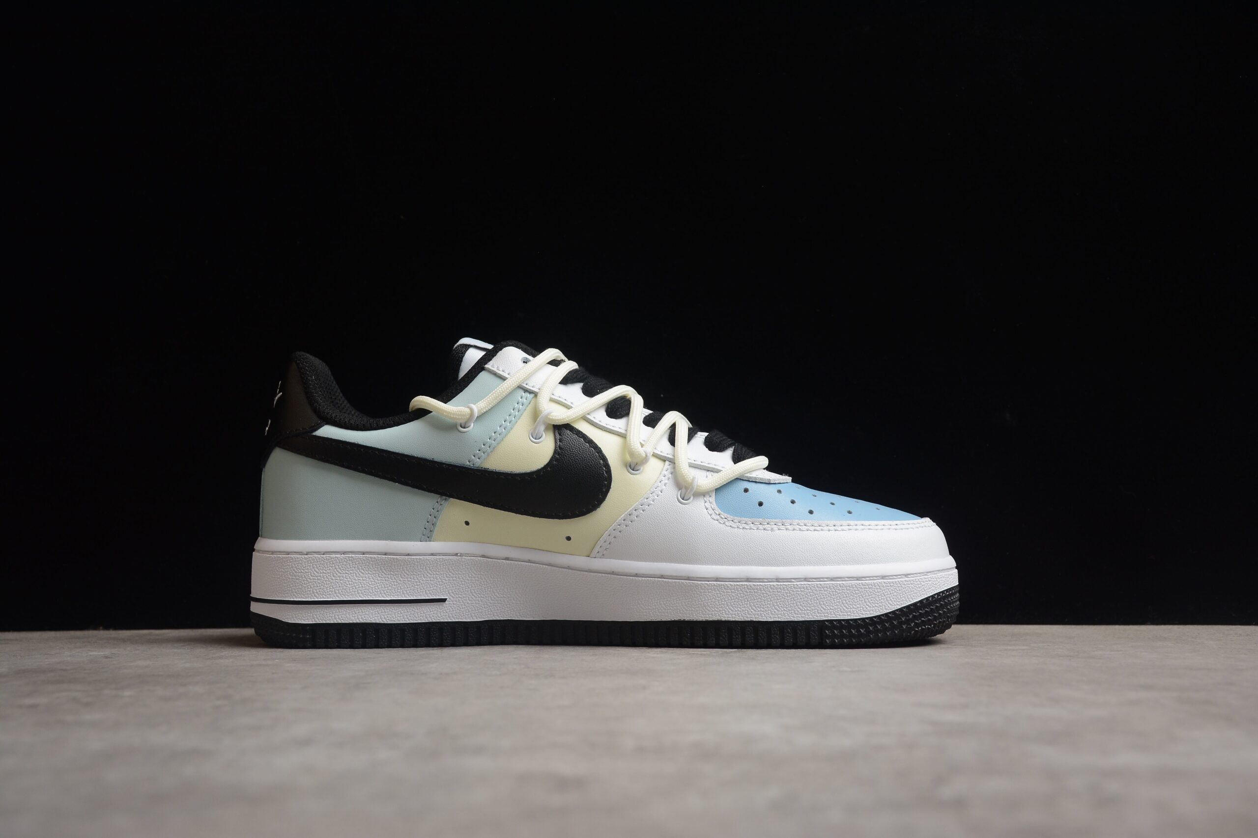 NK Air Force 1 DH7561-102