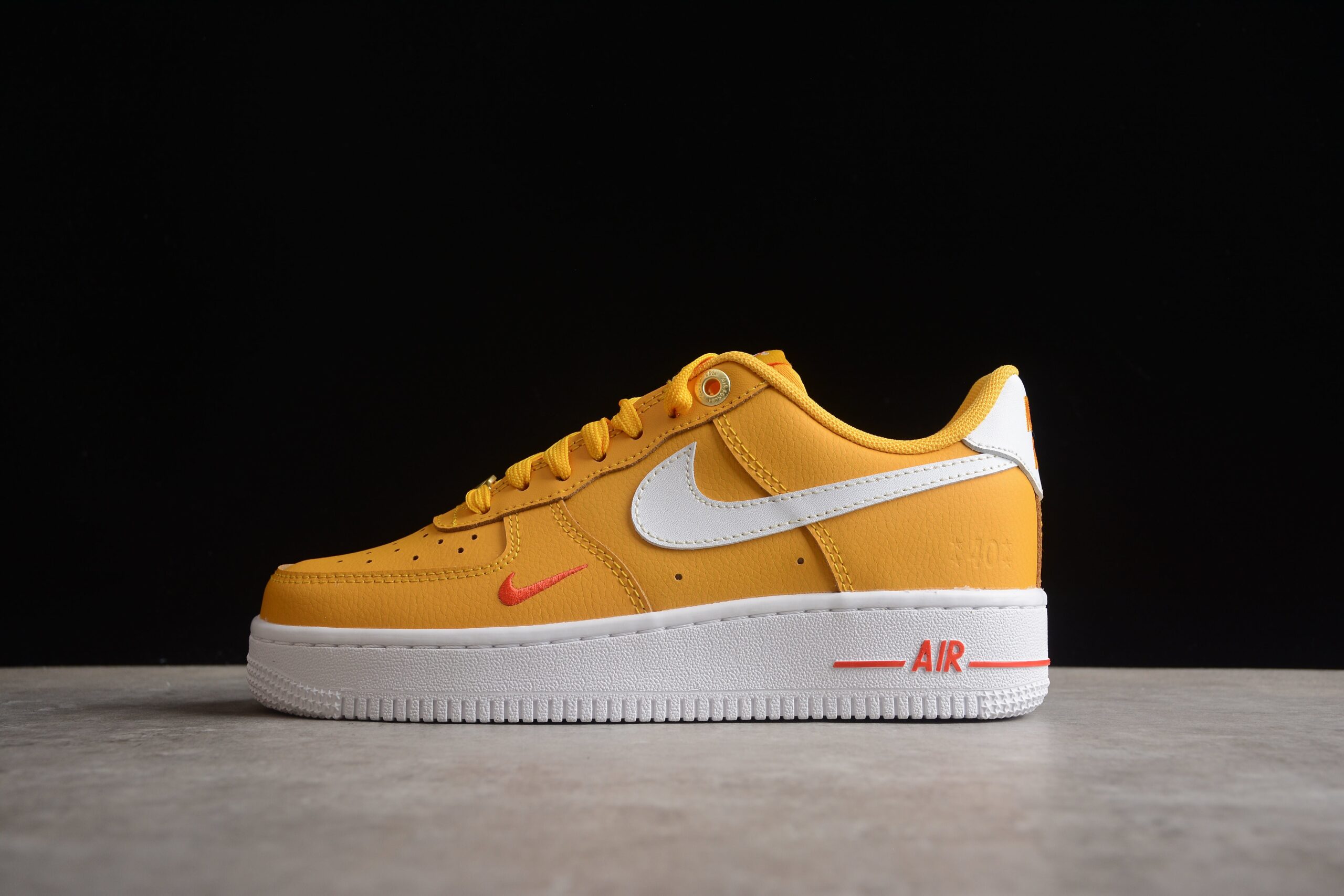 NK Air Force 1 DQ7582-700 - Image 2