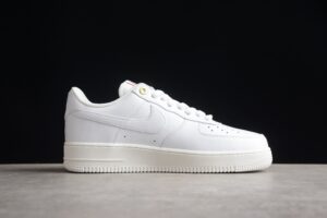 NK Air Force 1 DQ7664-100