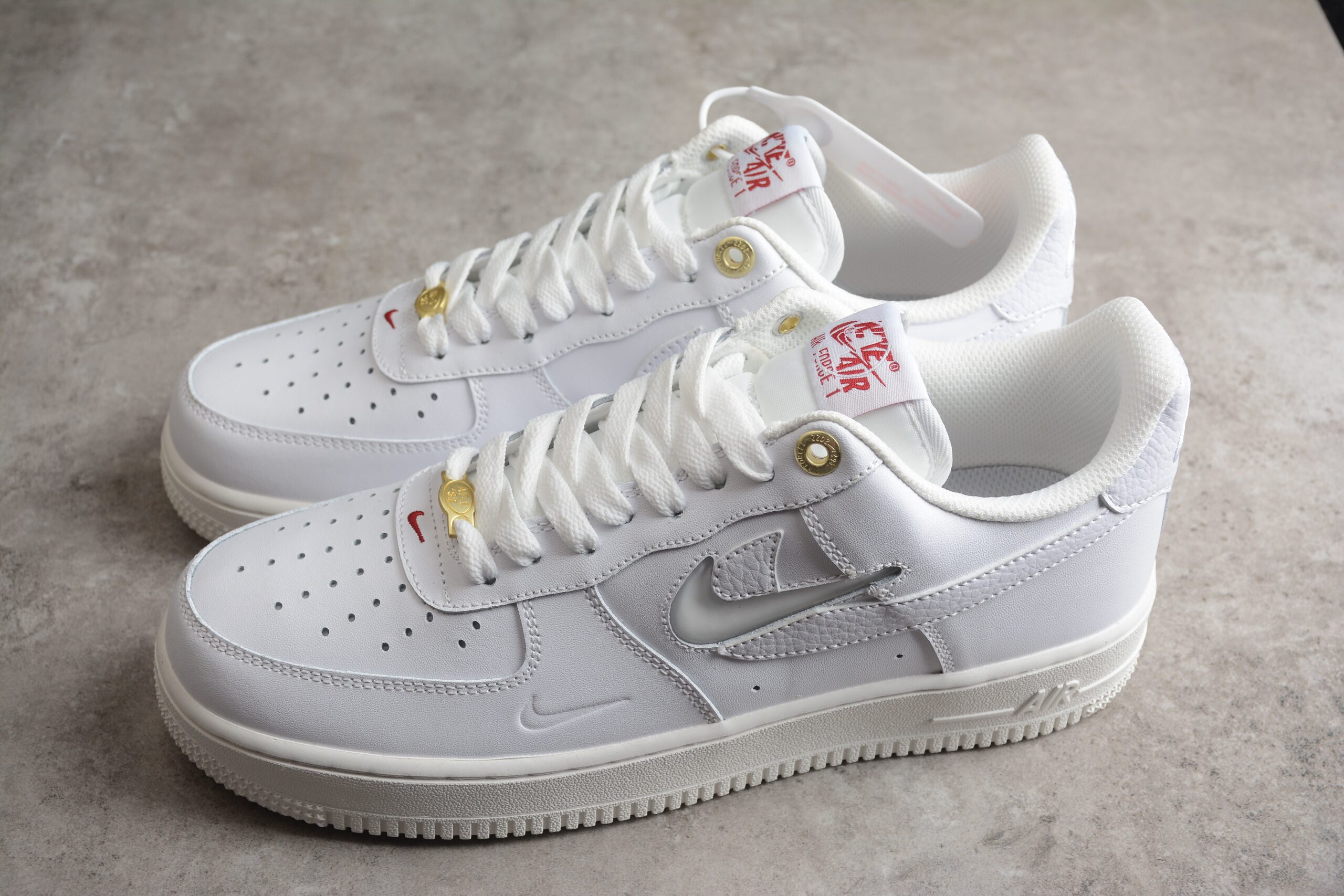 NK Air Force 1 DQ7664-100 - Image 3