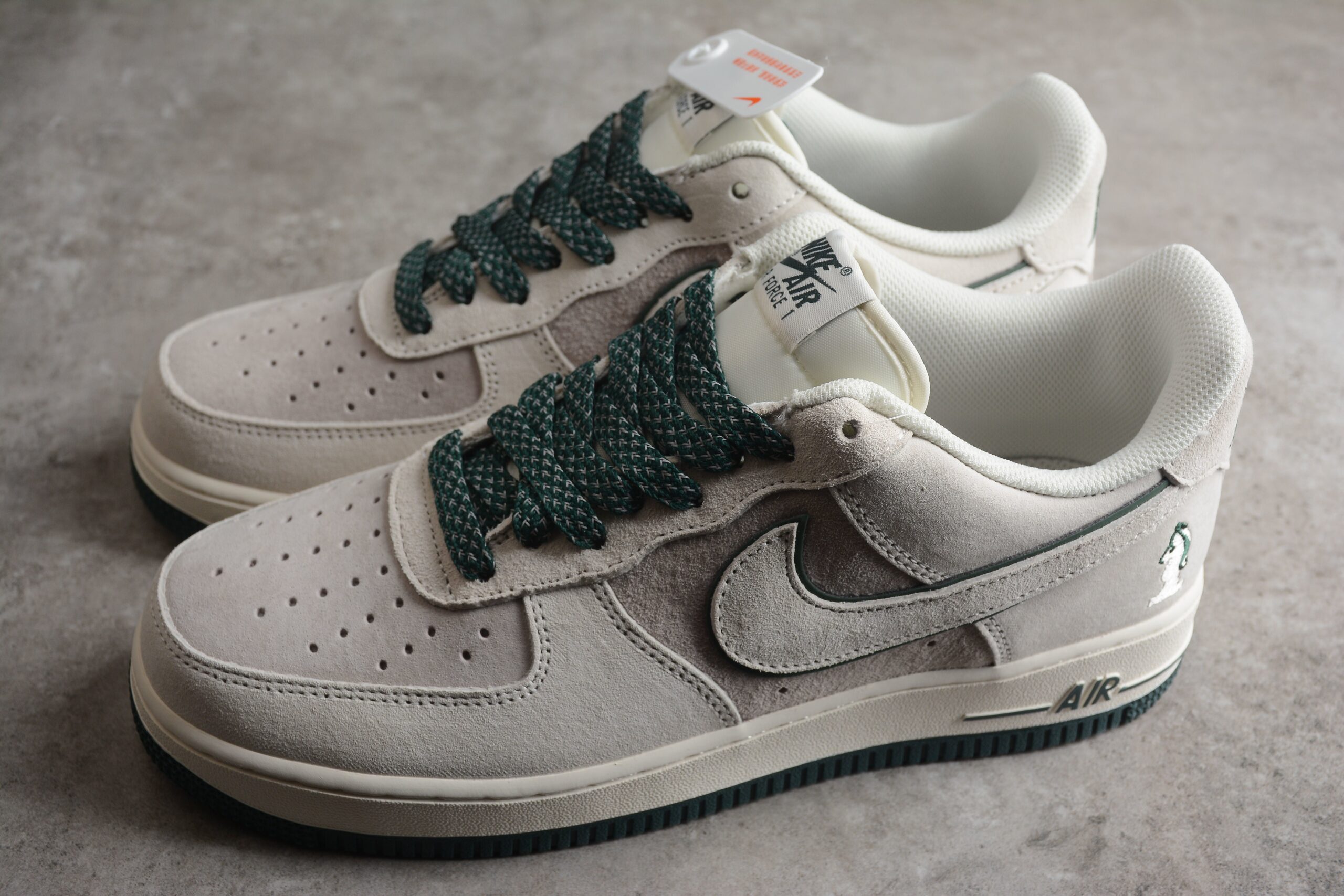 NK Air Force 1 DZ3696-002 - Image 3