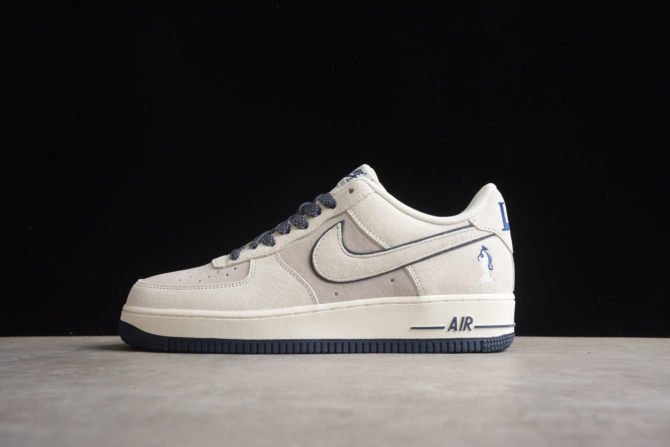 NK Air Force 1 DZ3696-006 - Image 2