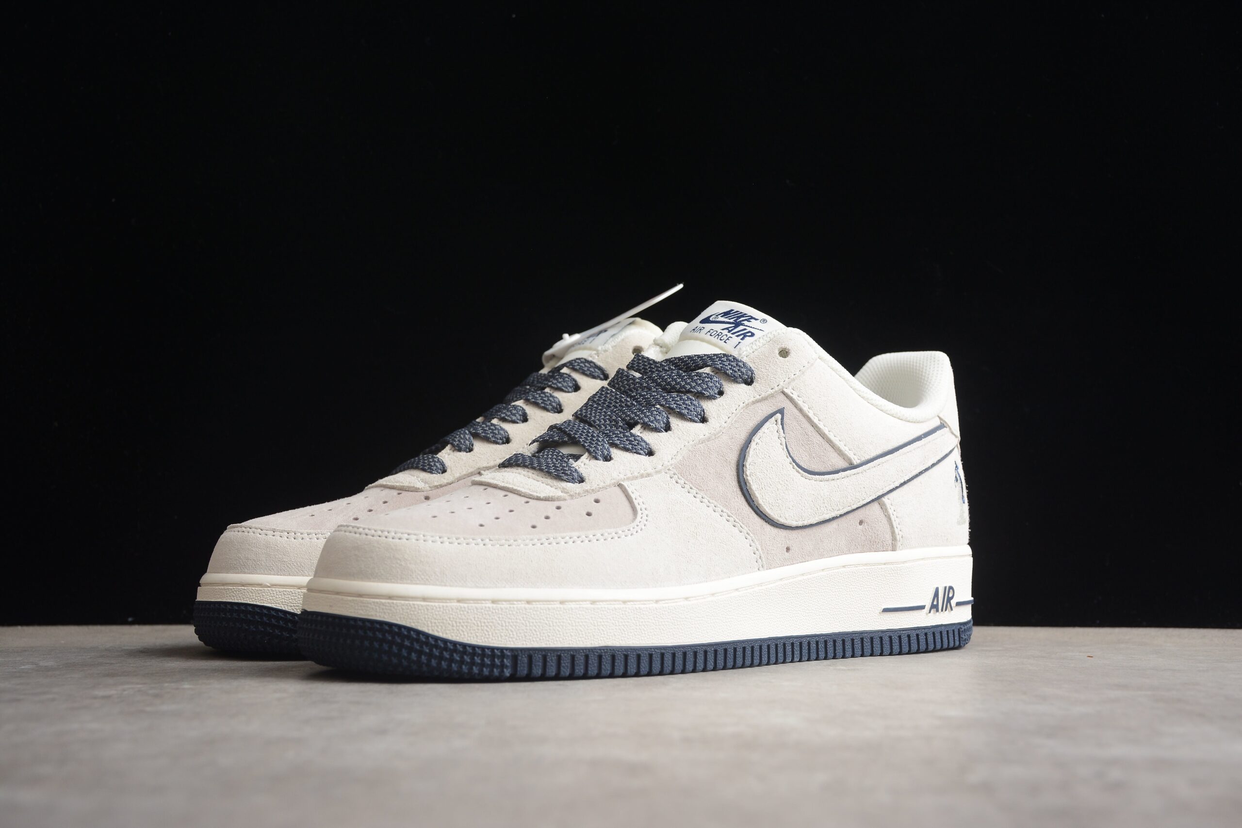 NK Air Force 1 DZ3696-006 - Image 4