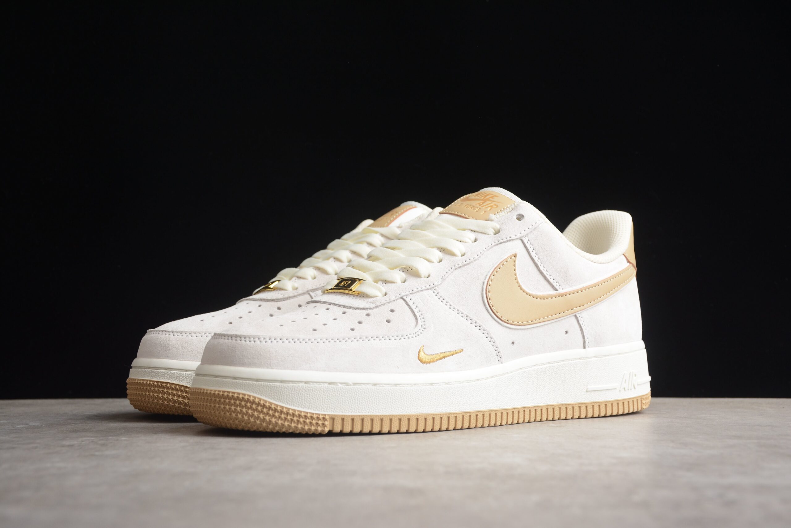 NK Air Force 1 KK5636-310 - Image 4