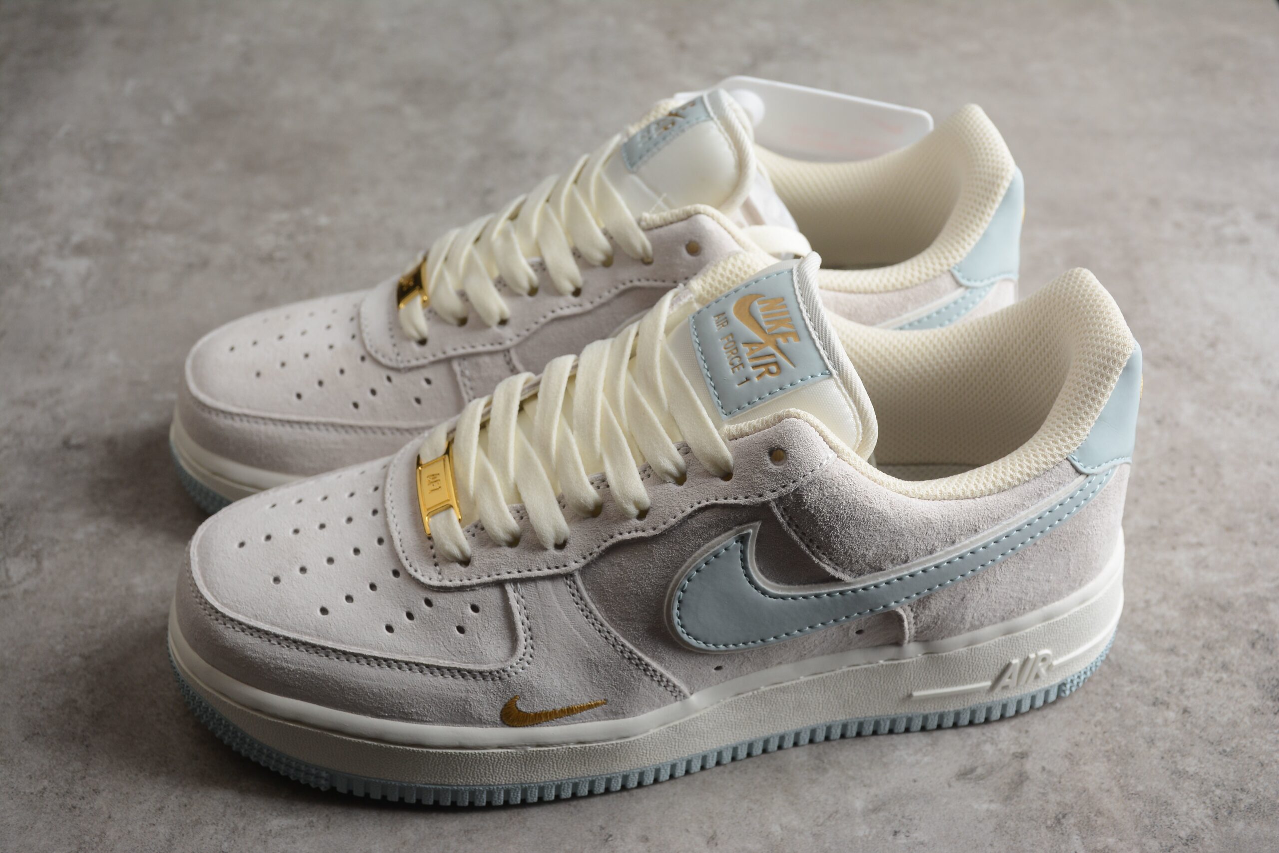 NK Air Force 1 KK5636-510 - Image 3