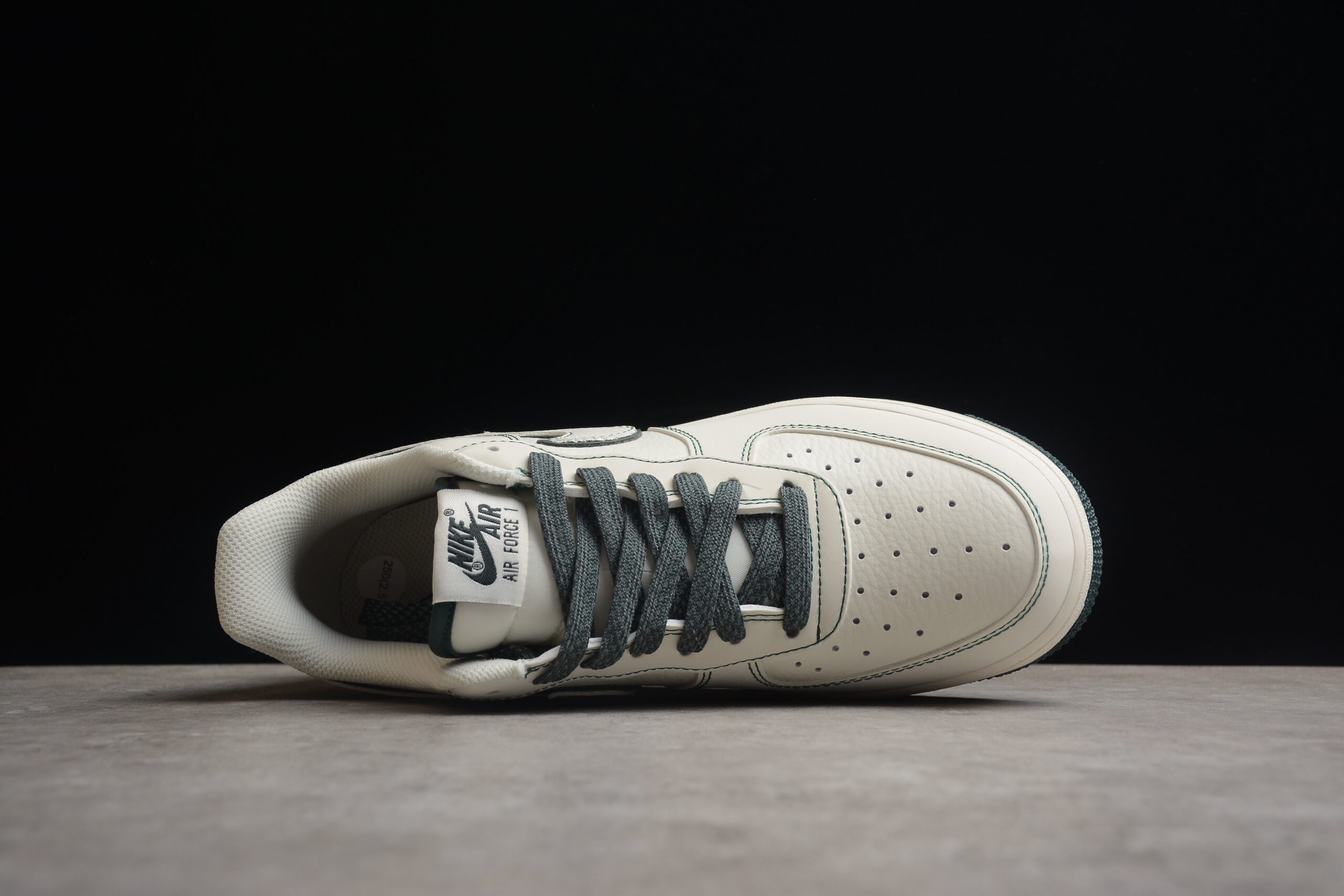 NK Air Force 1 UN3699-066 - Image 5
