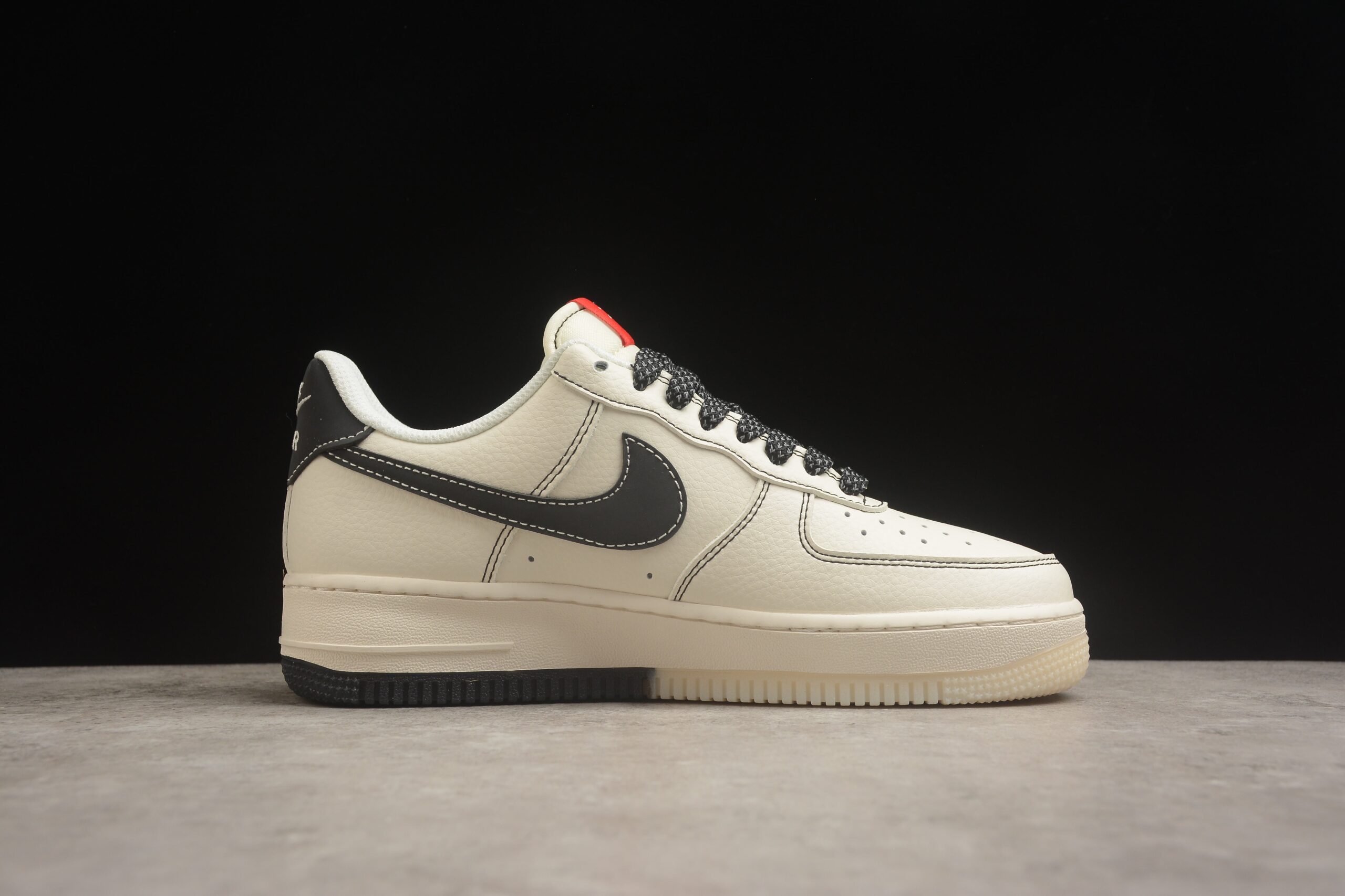 NK Air Force 1 XZ6188-630