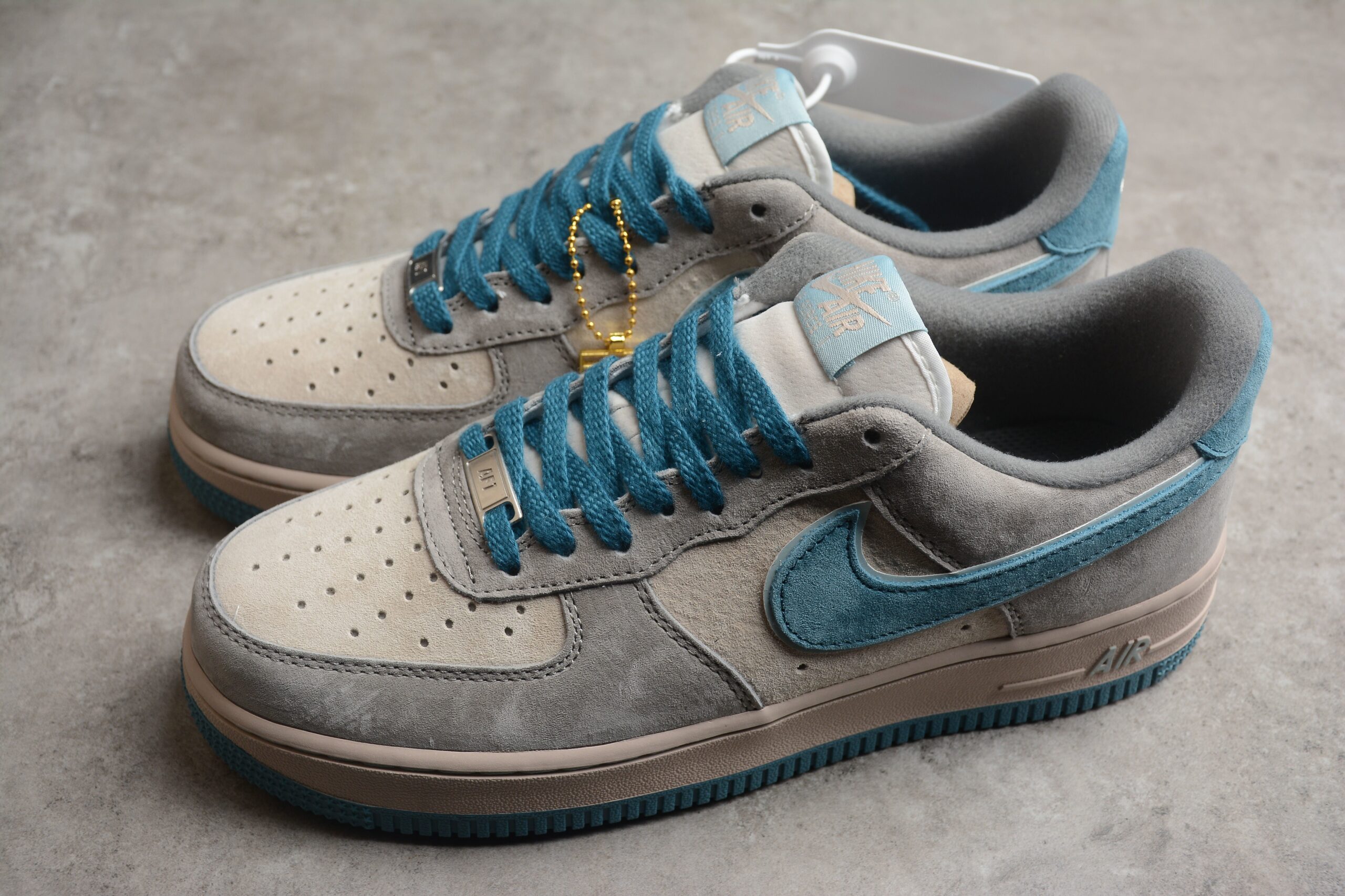 NK Air Force 1 ZB2121-666 - Image 3