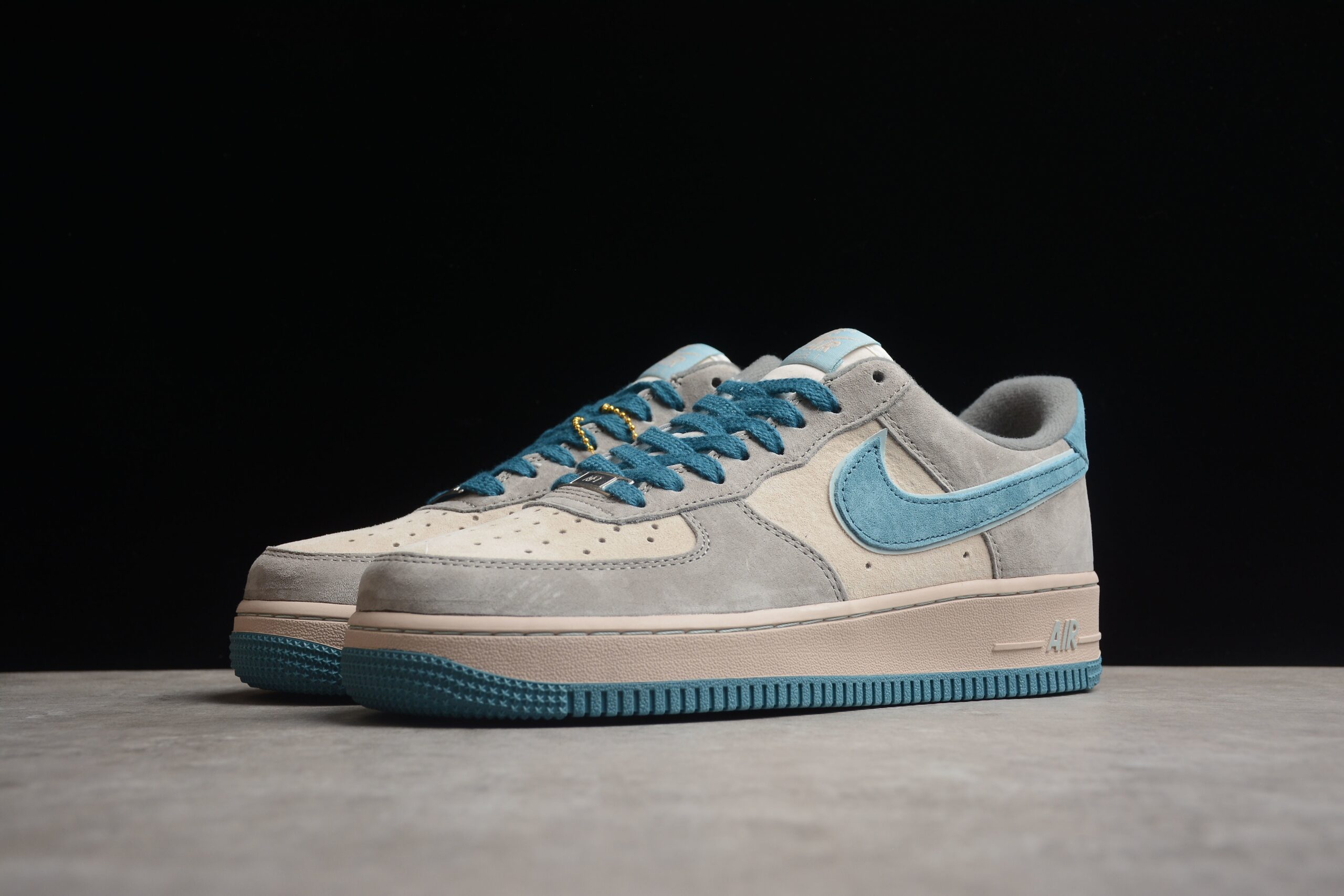 NK Air Force 1 ZB2121-666 - Image 4