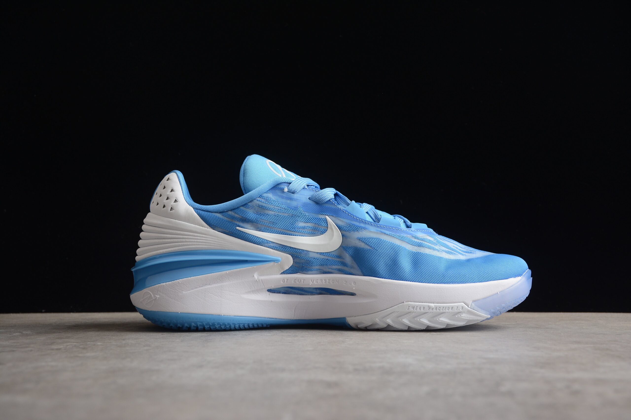 NK Air Zoom G.T. Cut 2 EP DX6650-402