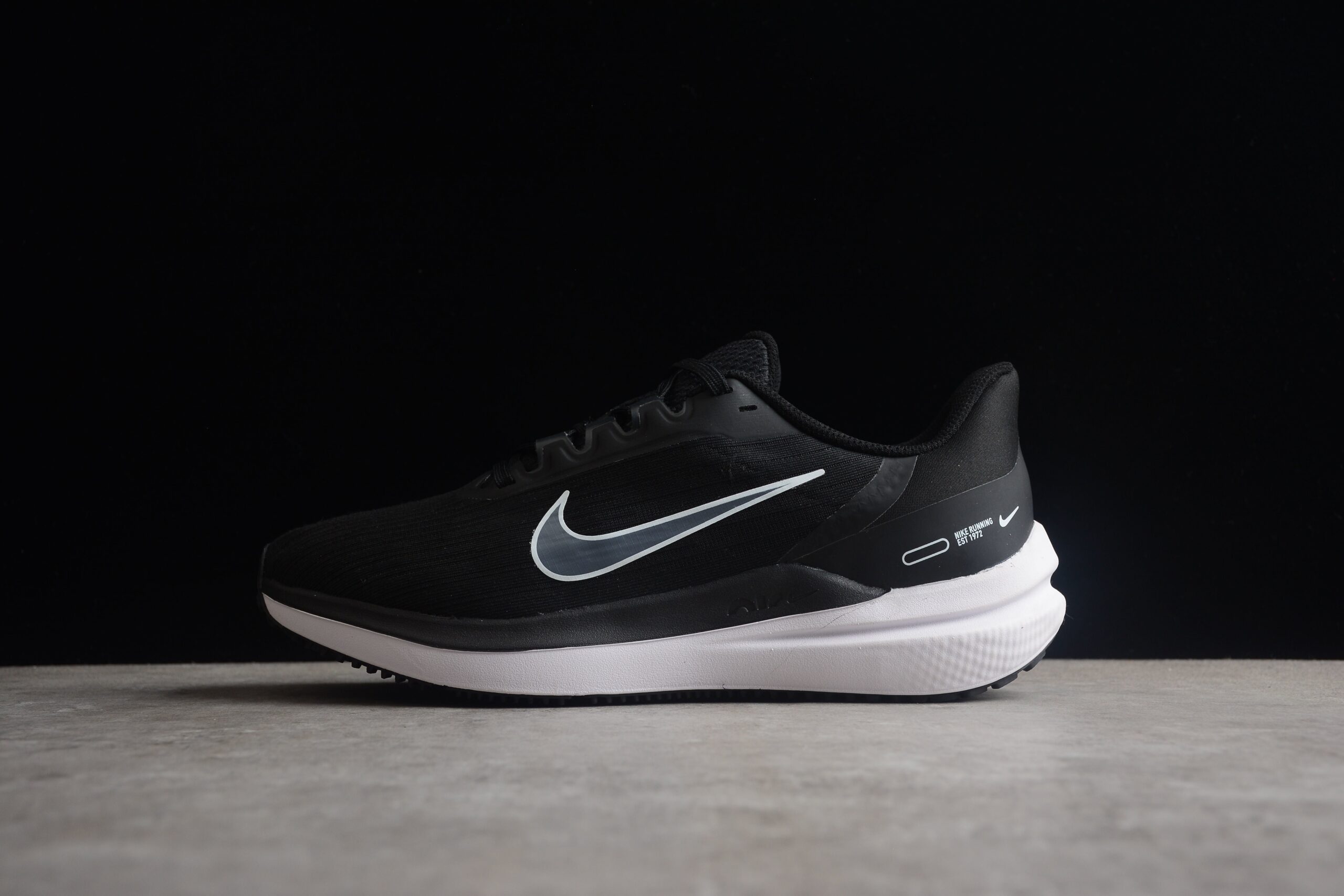 NK Air Zoom Winflo V9 DD6203-001 - Image 2