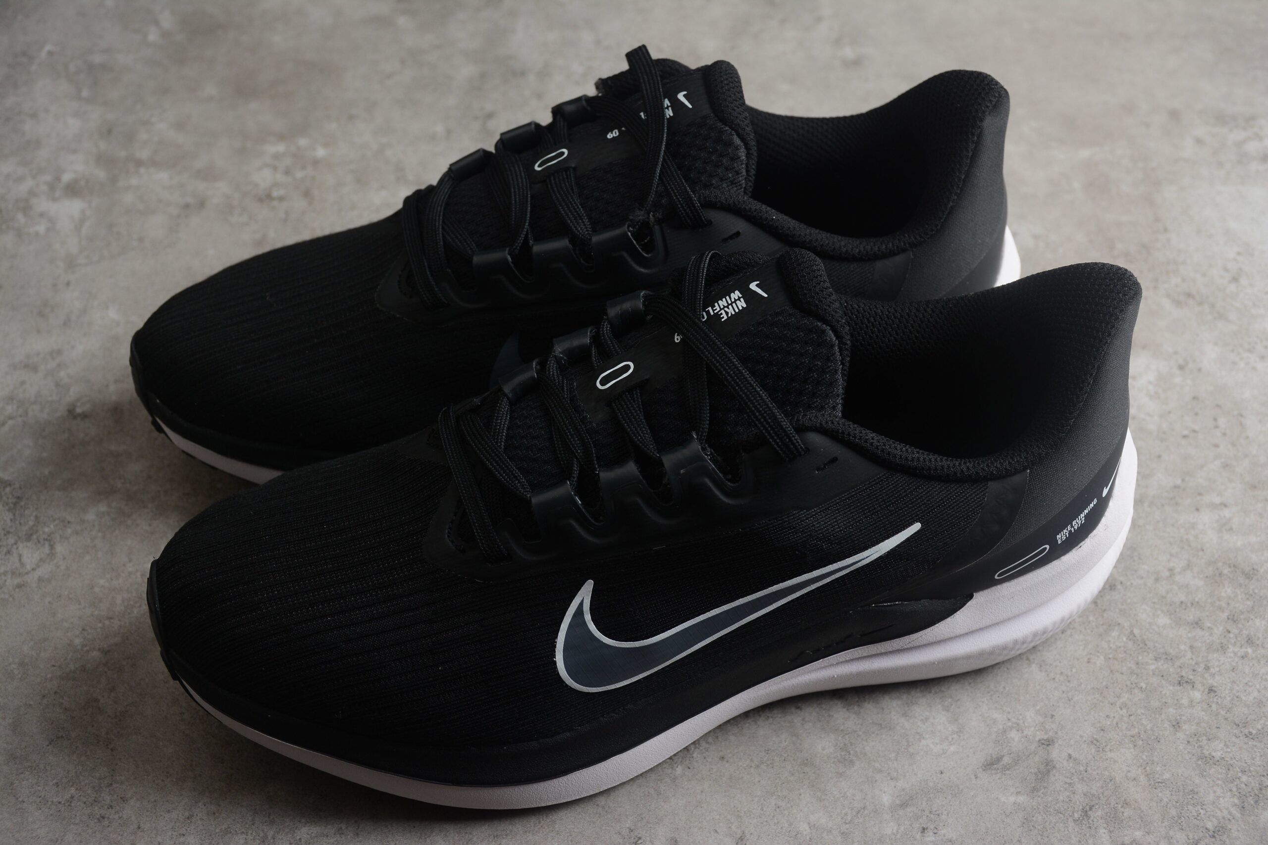 NK Air Zoom Winflo V9 DD6203-001 - Image 3