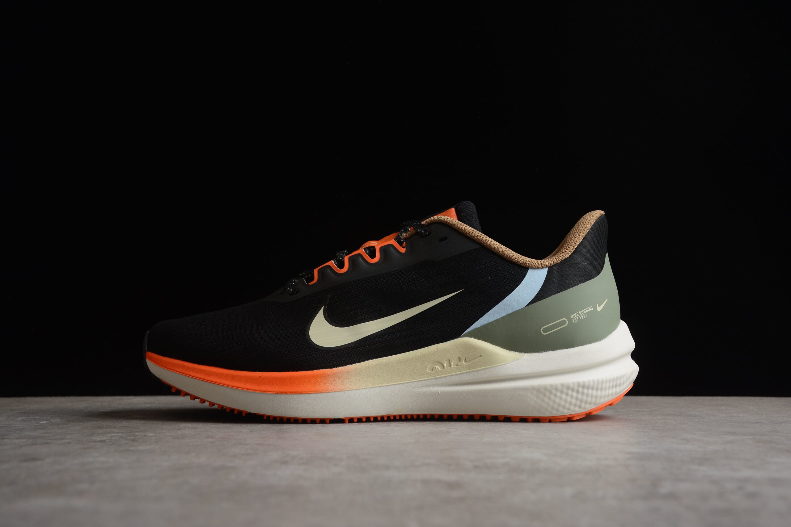 NK Air Zoom Winflo V9 DX6040-071 - Image 2